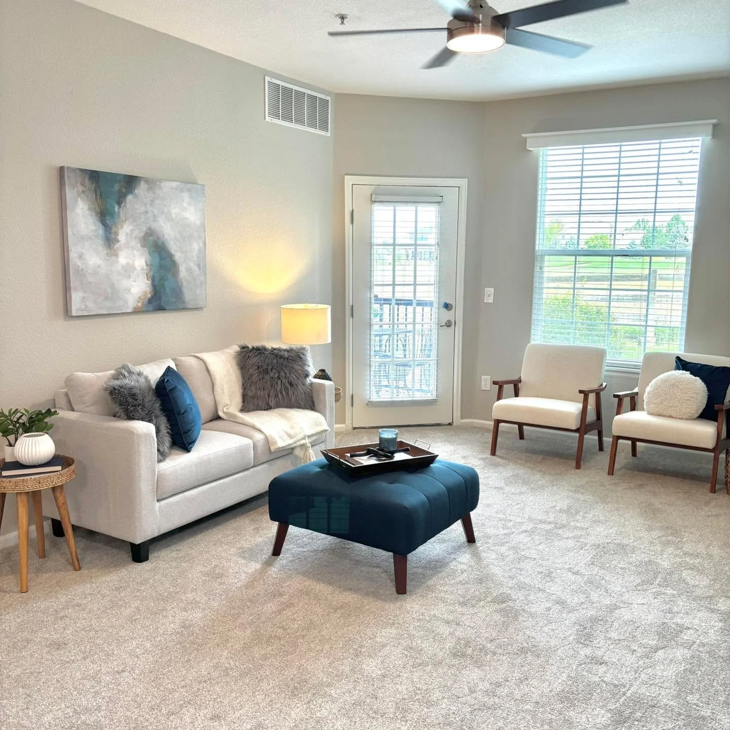 Wow, this cute condo didn&rsquo;t take too long on the market at all! Listed and SOLD in under 30 days and I don&rsquo;t doubt it because of the great location on a lovely golf course! ⛳️ 

#5280magazine #acutedesigner #stagingworks #liveindenver #st
