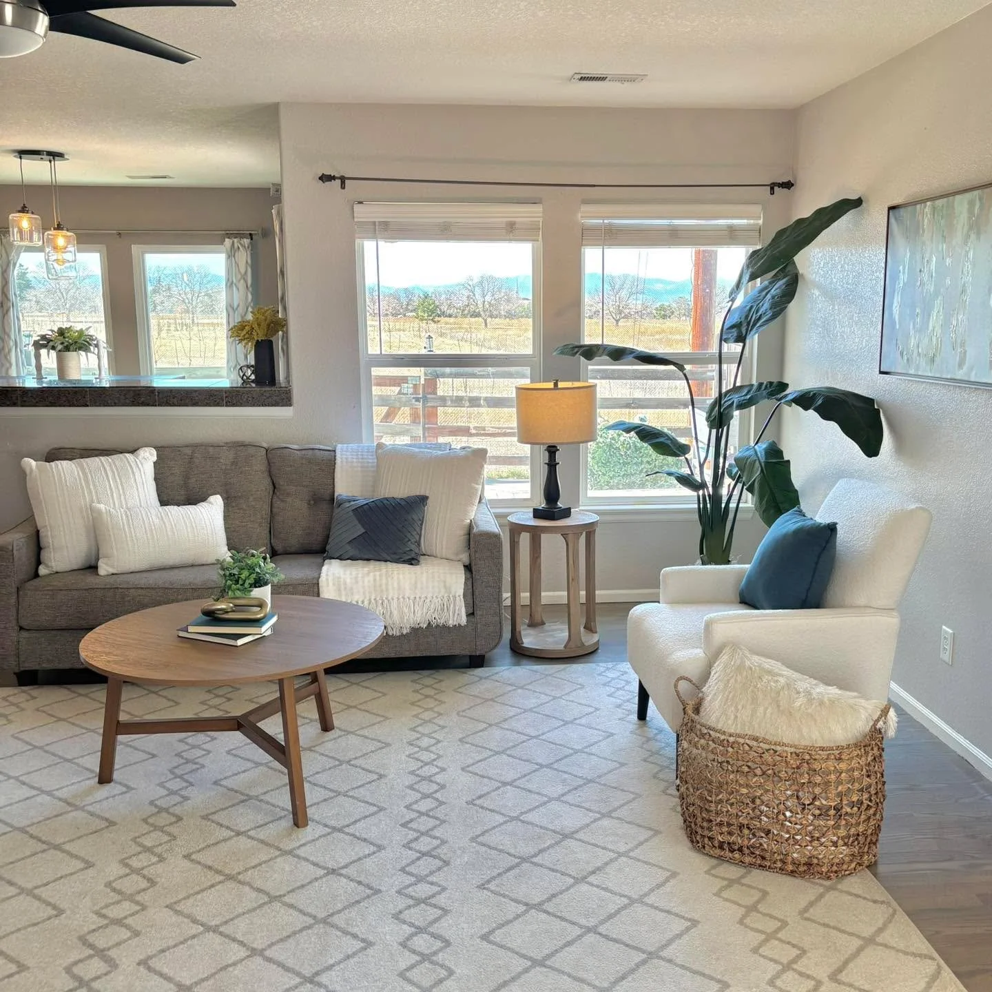 Look at those views! Nice open space behind this home so you will always have these spectacular mountain views all the time! 

#5280magazine #acutedesigner #stagingworks #liveindenver #stagingsells #denverrealestate #girlboss #housetour #coloradoreal