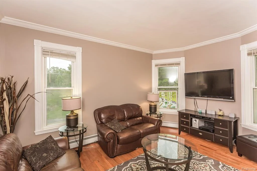 PREVIOUS LISTING