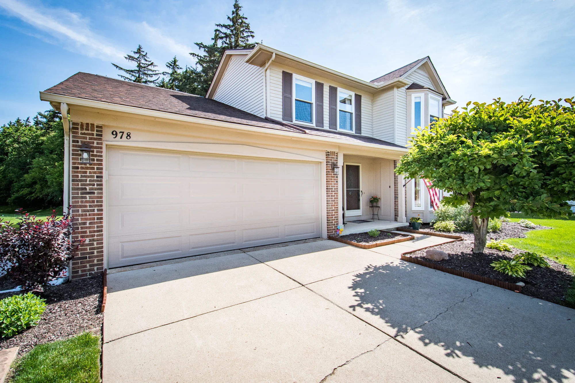 Westbrooke Drive, South Lyon - $290,000 DOM 38 / Sold for 98% of asking price / 23 Showings