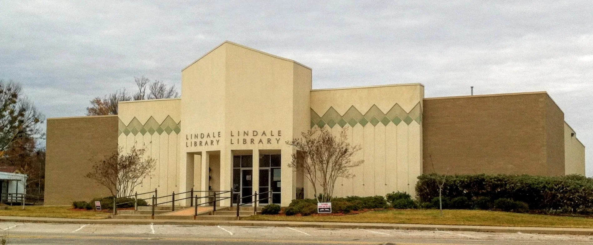 Lindale Library