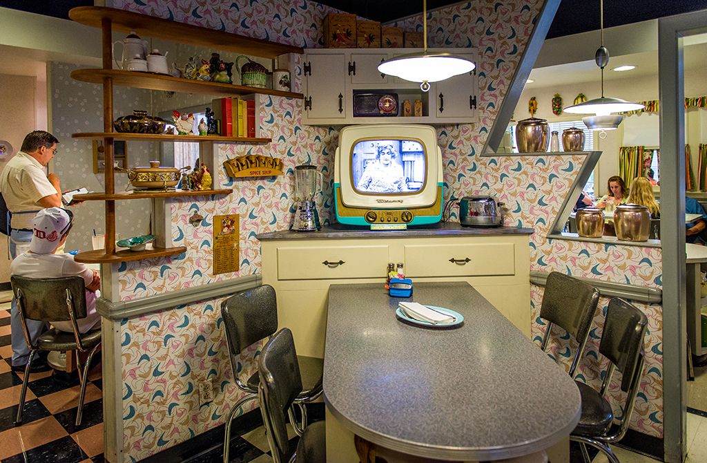50s Prime Time Cafe, Disney Tourist Blog