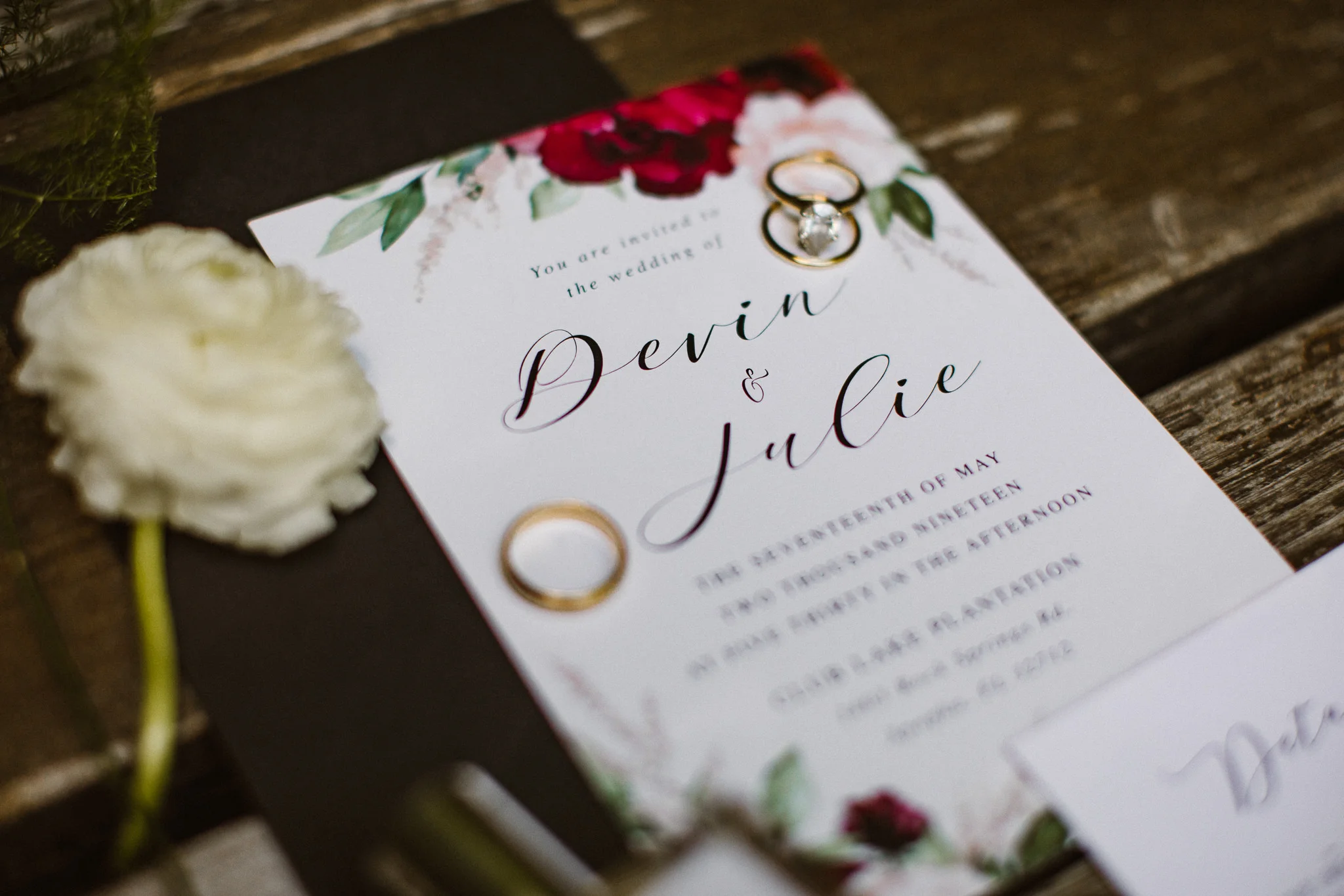 Julie + Devin web highlights _1.jpg