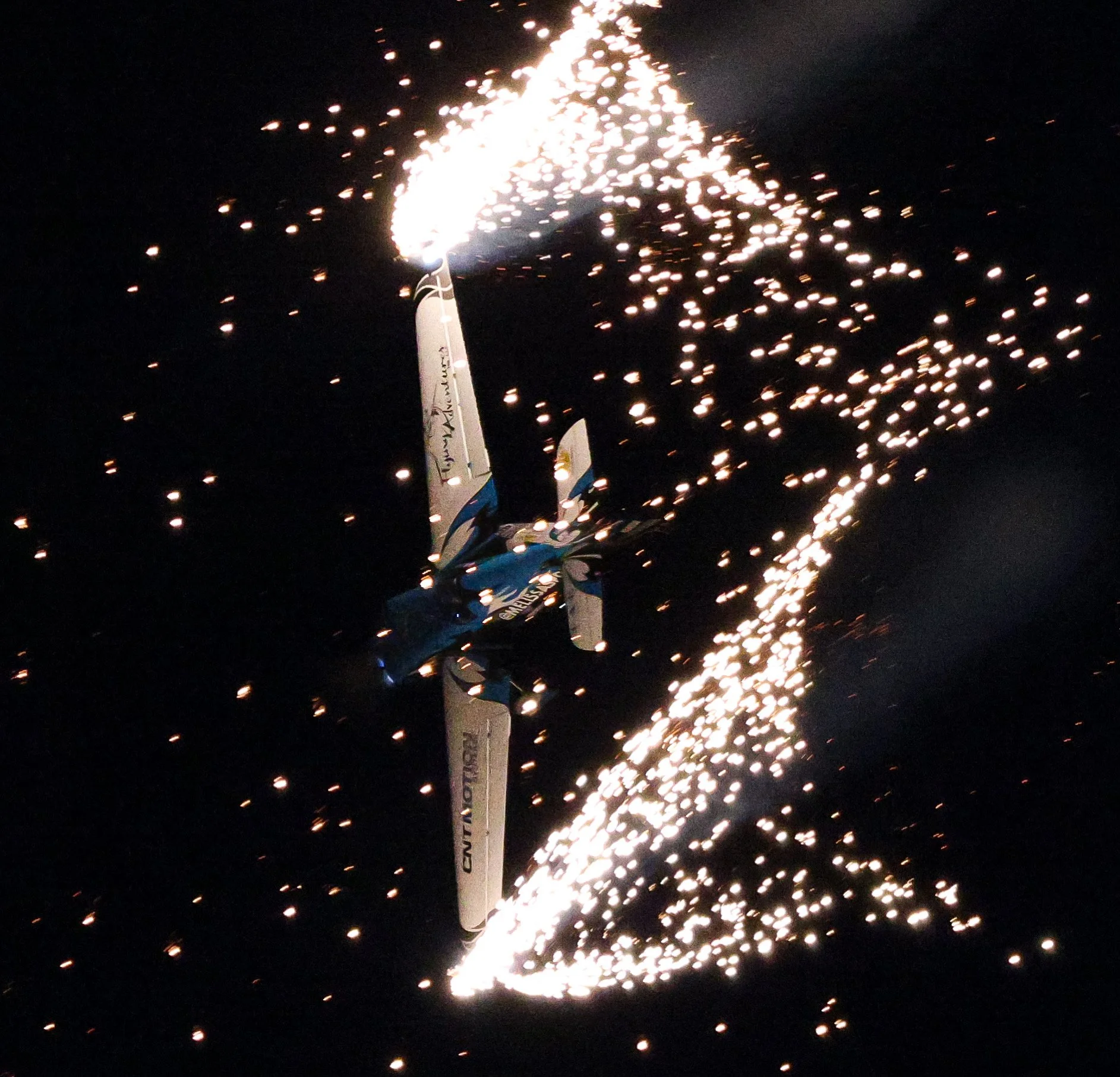 Night Show Edge 540.JPG