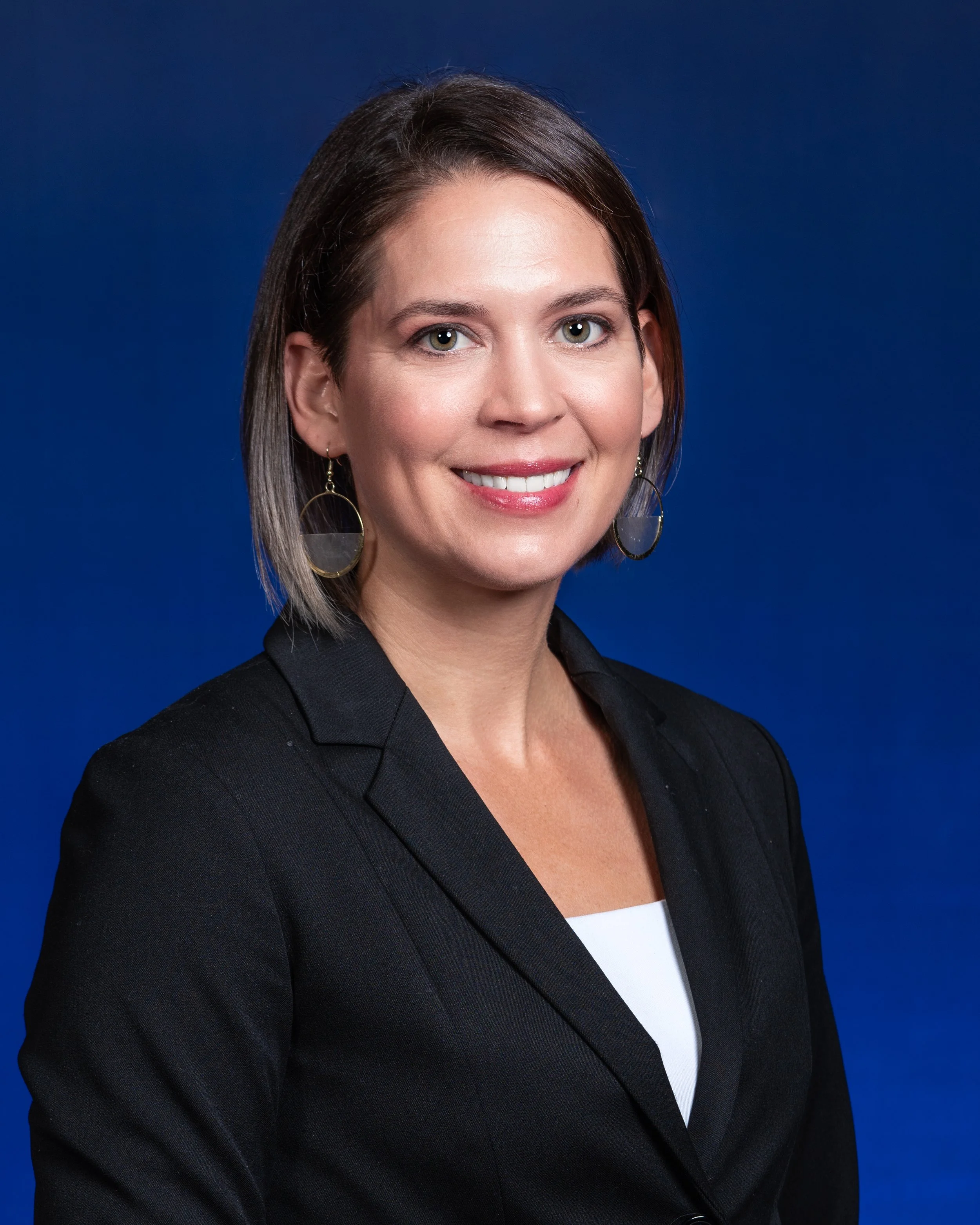 Melissa Burns Headshot.jpeg