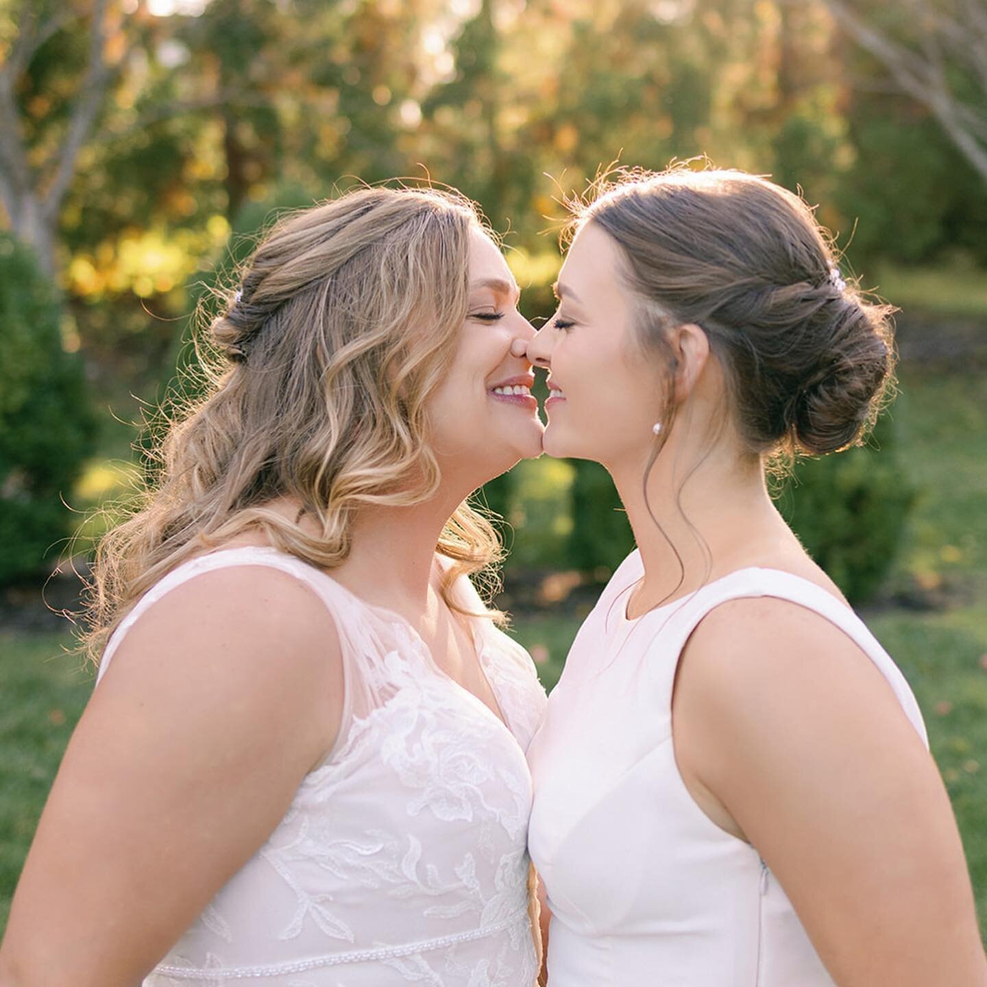Our boxwood garden makes for the most beautiful golden hour portraits. Congratulations to Brittany and Lindsay on their October wedding. We wish you a lifetime of happiness! 

photographer - @patcoriphotography 
florals - Sunnybrook 
hair - @loveatfi