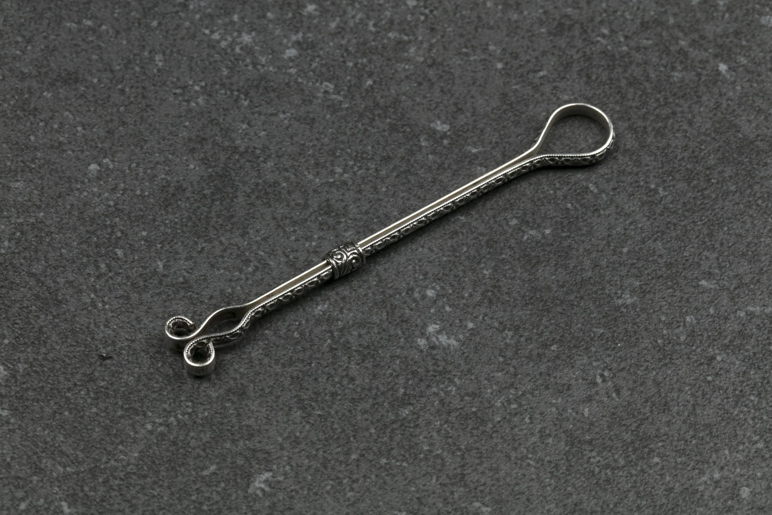 mm00024.jpg
