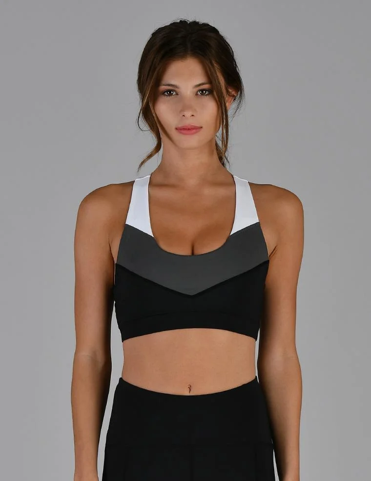 DISTRICTB-BLK-1_1024x1024.jpg