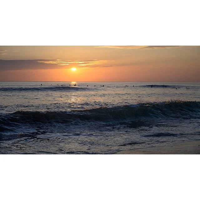 Sunset in La Jolla Beach.

#swipeleft ⬅️ #sunset #lajolla #Beach #silhouette #people #ocean #panorama #panoramic #photowalk #Landscape #photography #Nikon #NikonZ6 #nikonusa #SD #sandiego