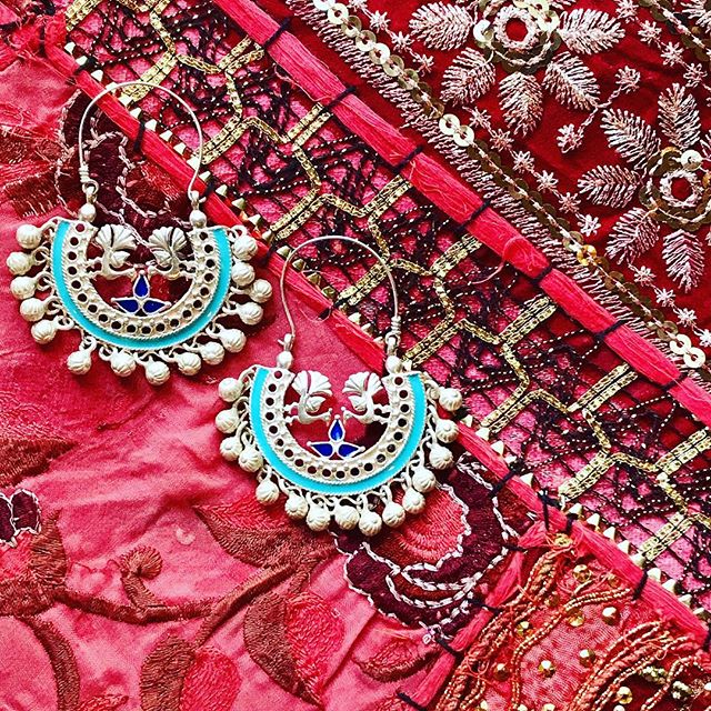 Let&rsquo;s start the year with bright colors ❤️💙❤️ #handmadejewelry #handembroidery #indianstyle