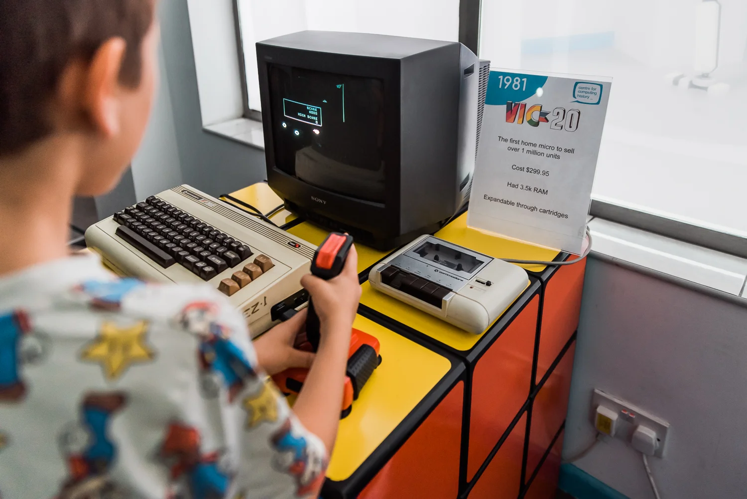 Playing computer game on the Vik-20 in the Museum of Computing History