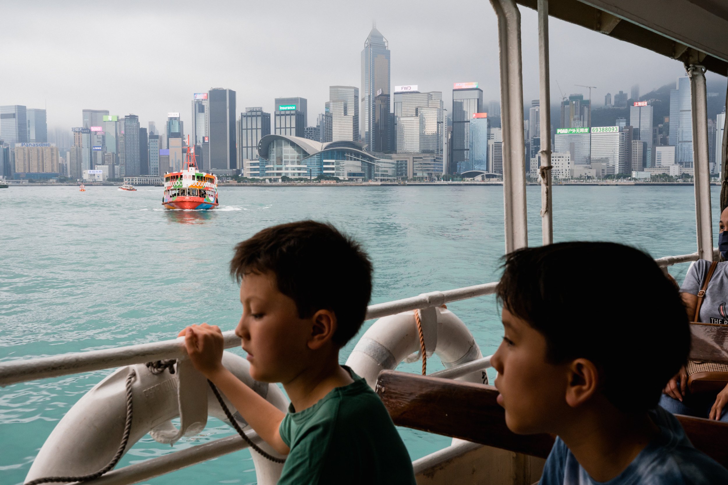 Travelling with kids to Hong Kong | Vacation storytelling and family documentary photography