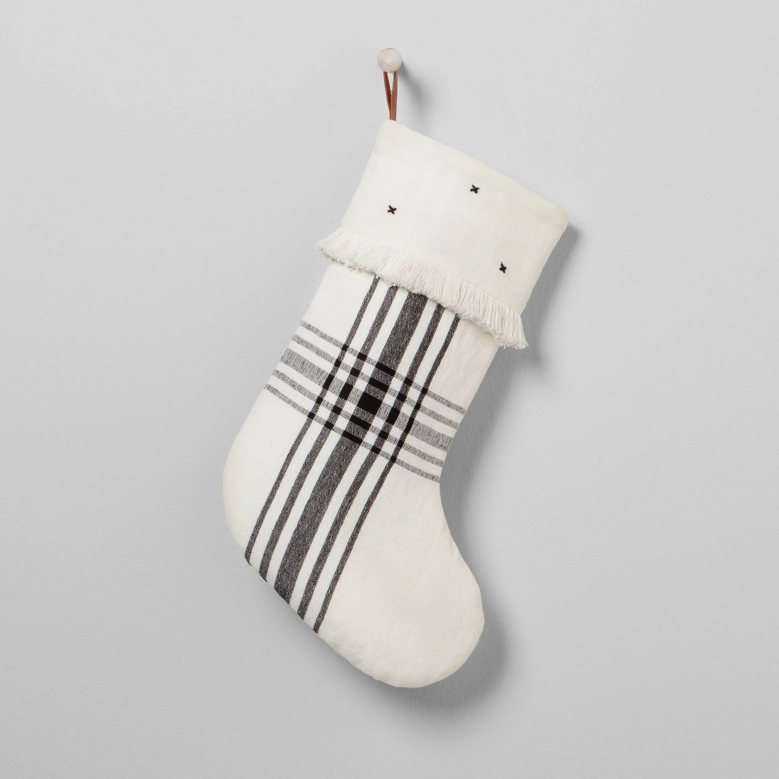 hh plaid cream stocking x.jpg