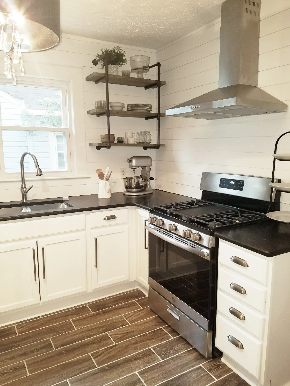 Haymount Homes Greenland Drive Kitchen 18.jpg