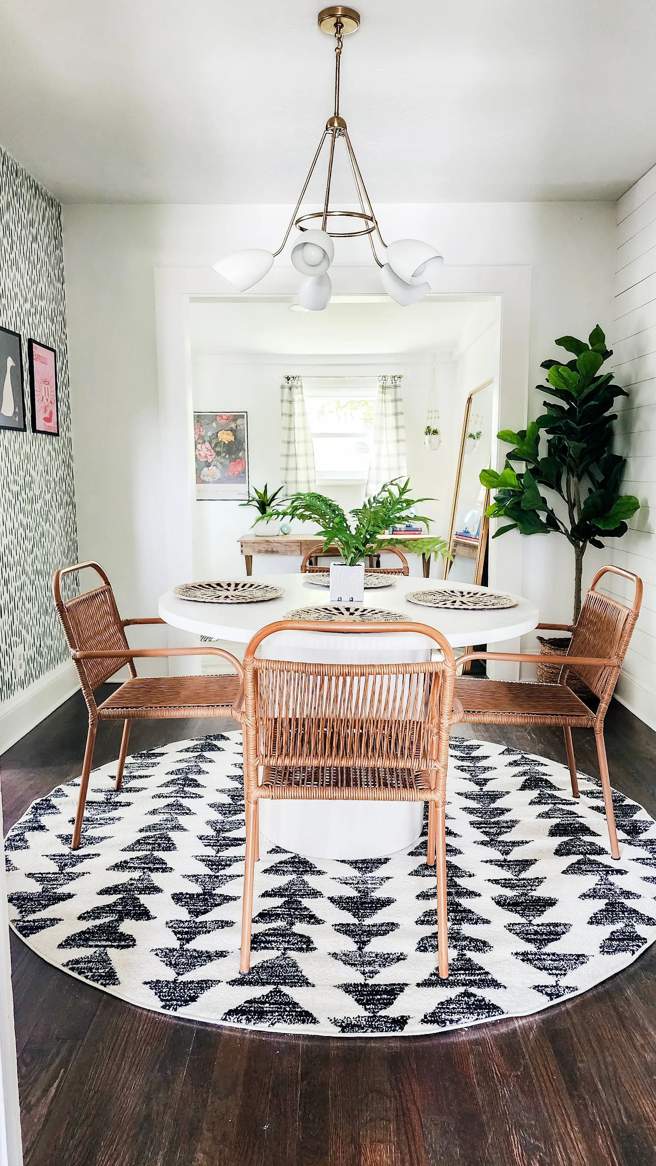 the-traveler-by-haymount-homes-dining.8.jpg