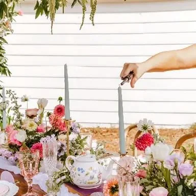 Wedding Chicks: English Garden Party