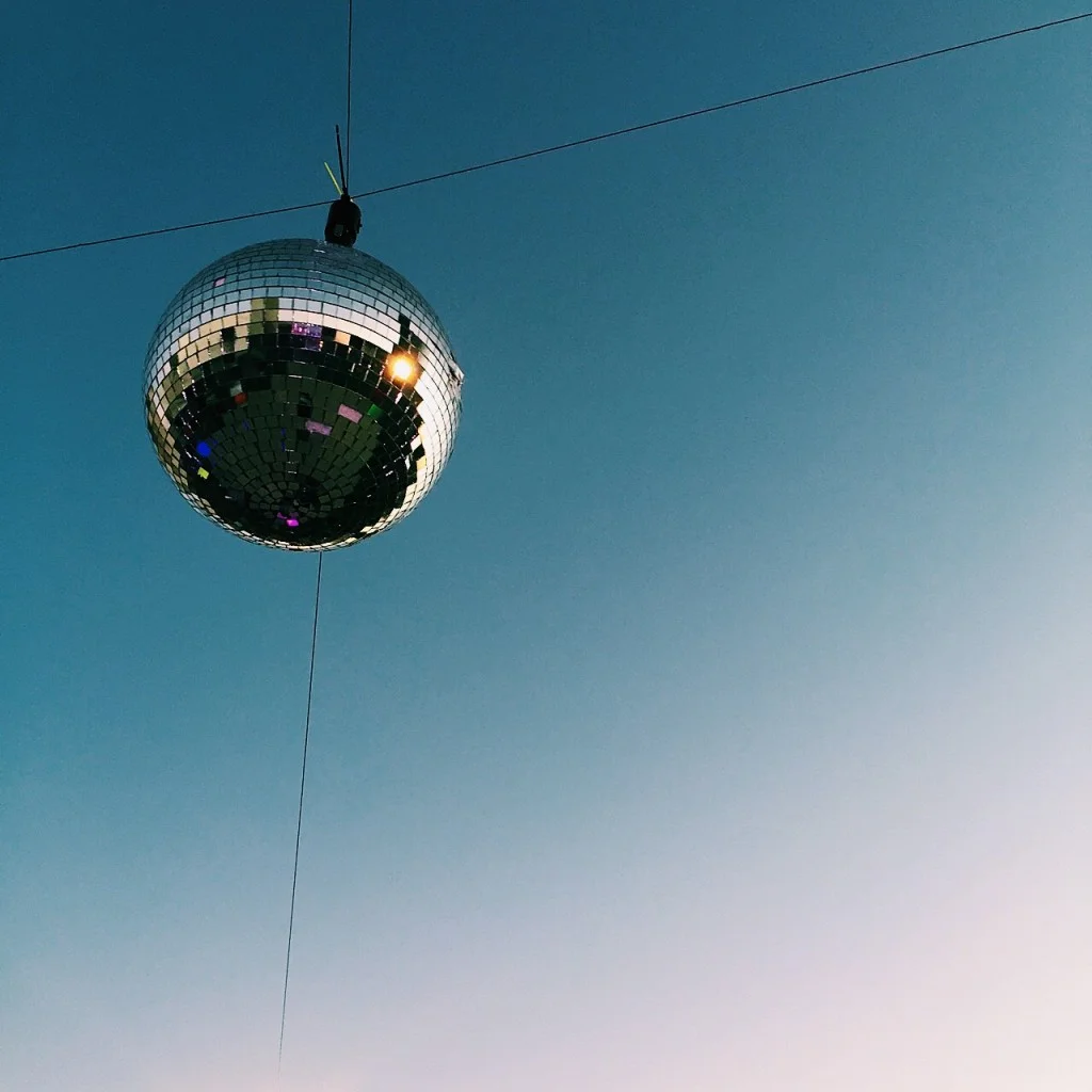 Demolition Disco, Dance-O-Mat