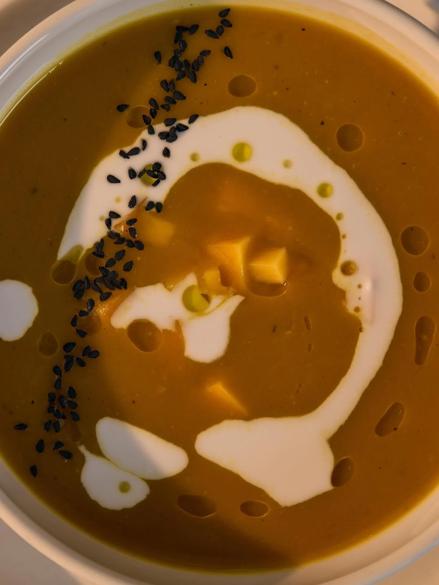 with the impending cold front, there&rsquo;s no better time to cozy up with our coconut squash soup. a comune classic from our opening 2018 menu, comune die-hards will remember this velvety kabocha + butternut squash combo blended with vindaloo curry