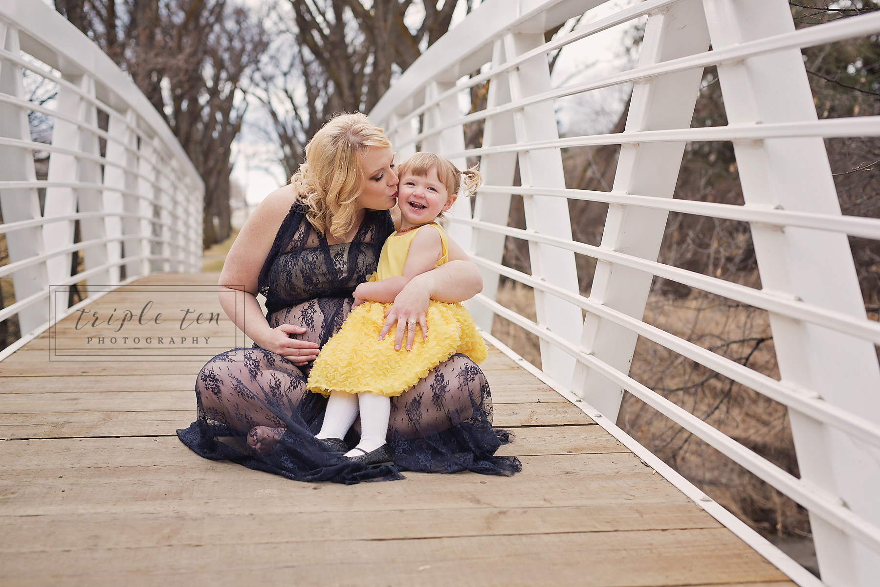 mommy and me maternity photos.png