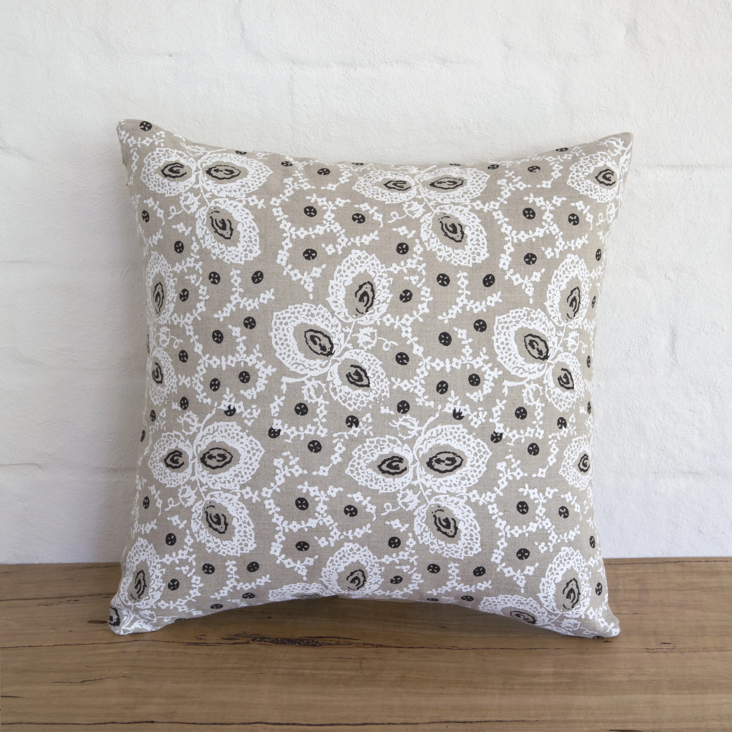 Small Cushion in Caravanna