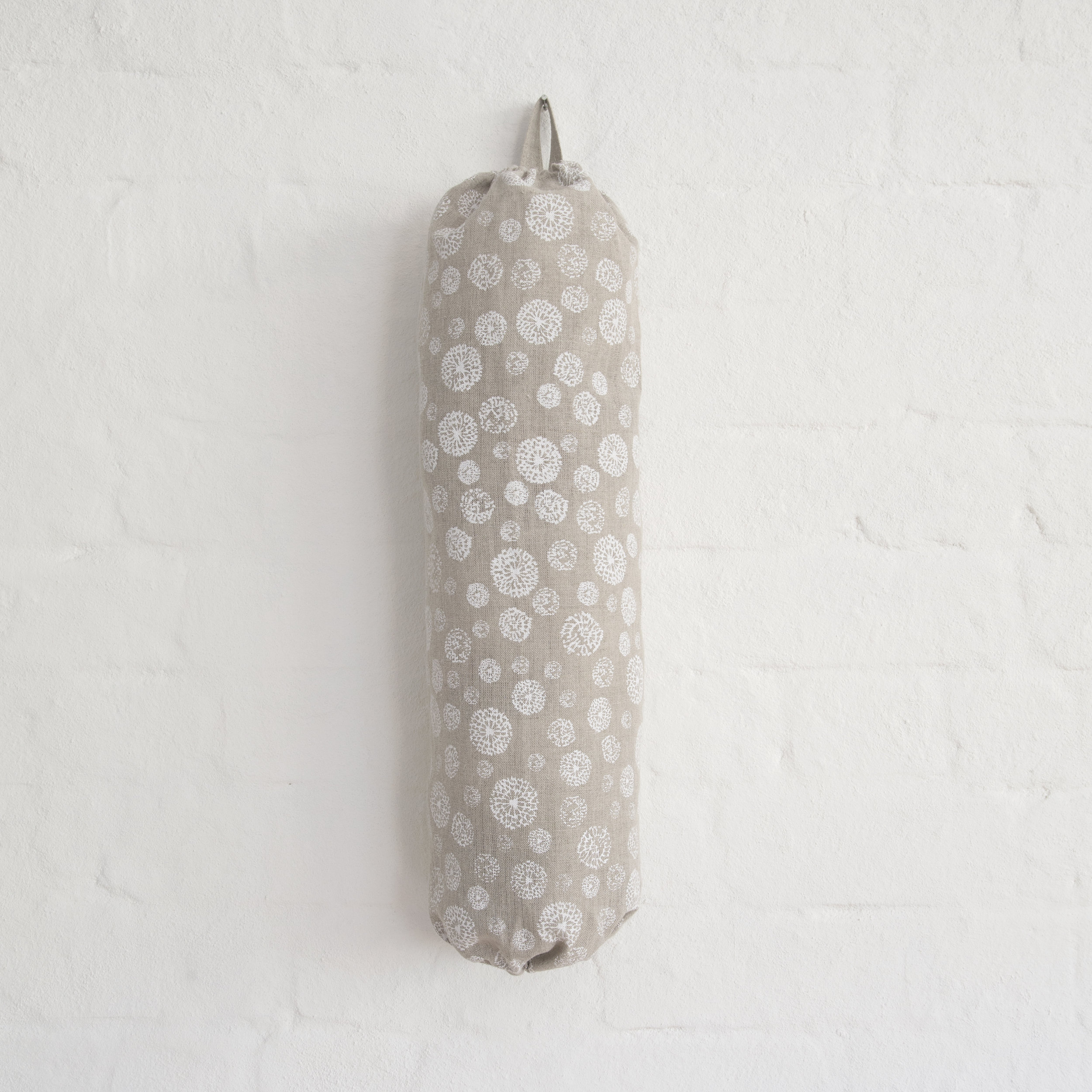 Plastic Bag Holder in Wildflower white