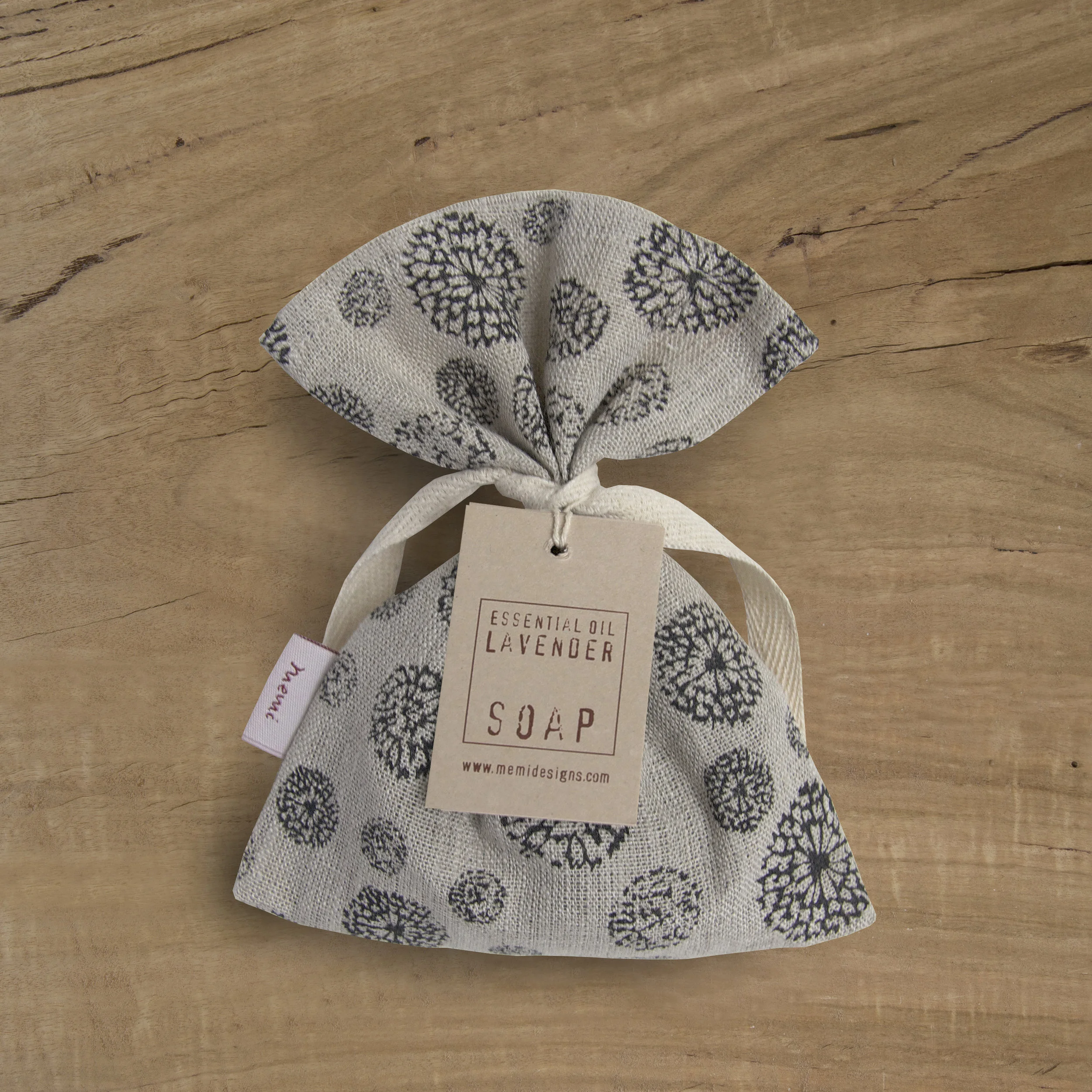 Soap Bag in Wildflower black