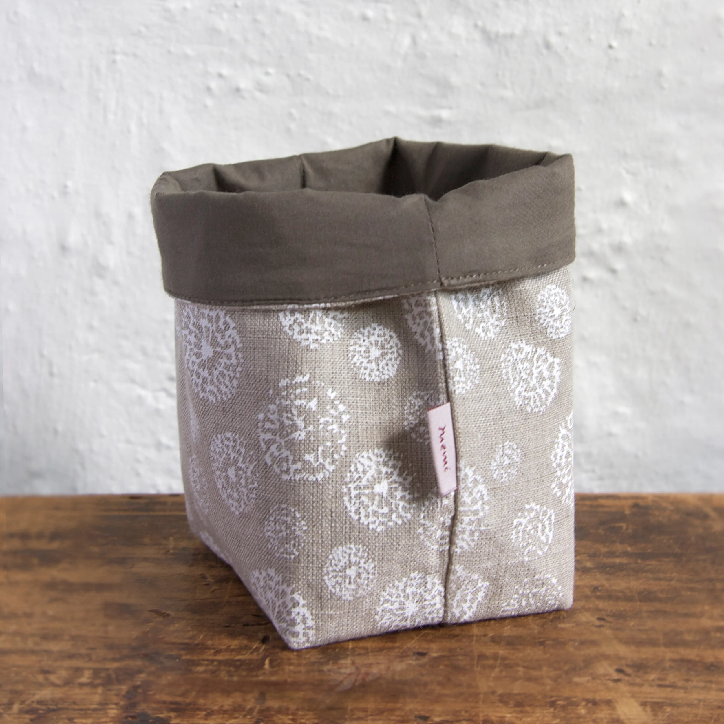 Small Fabric Basket in Wildflower white