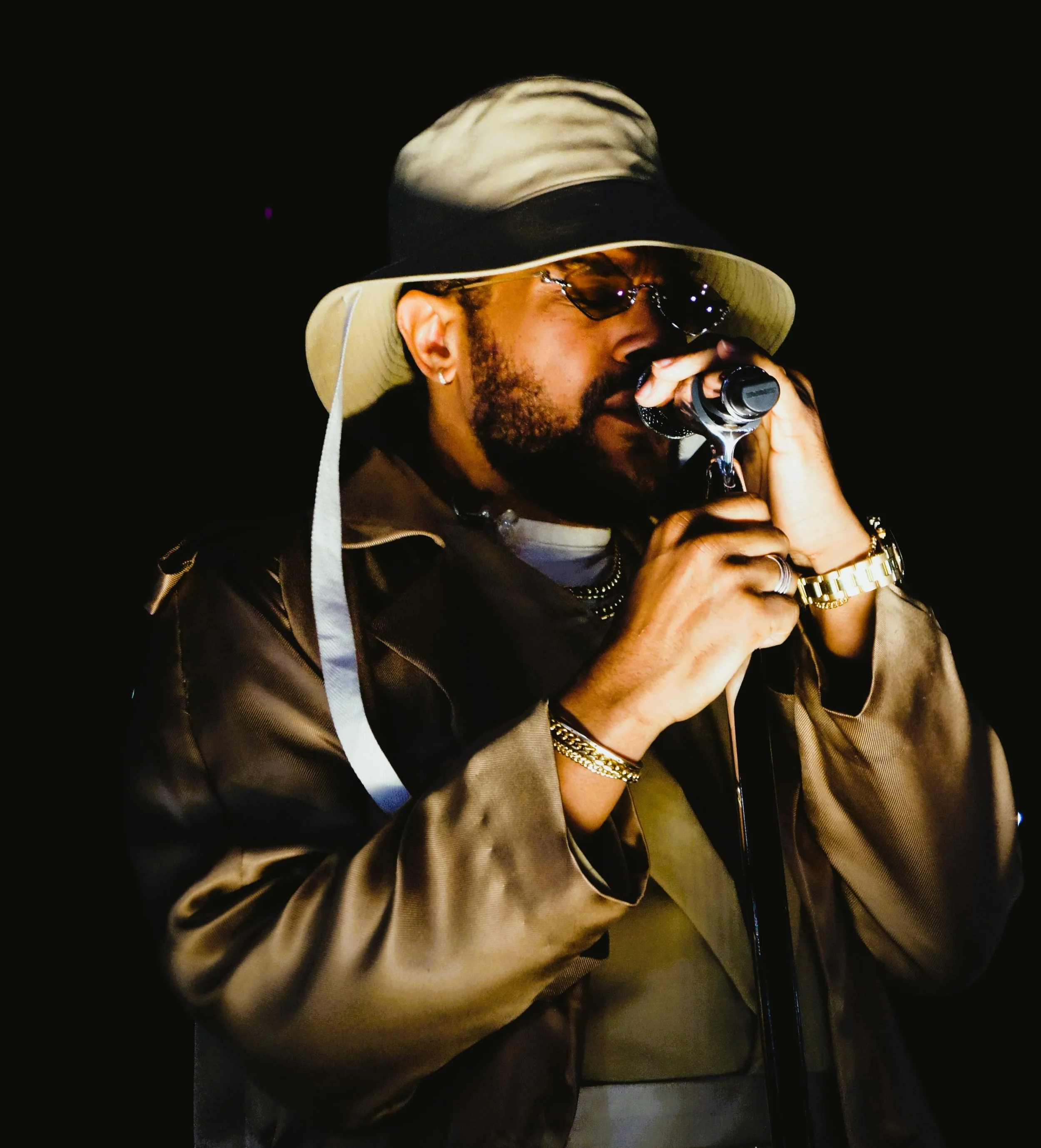 Maxwell brings his Serenade Tour to Baltimore's CFG Bank Arena (photo by Bridget Arnwine)