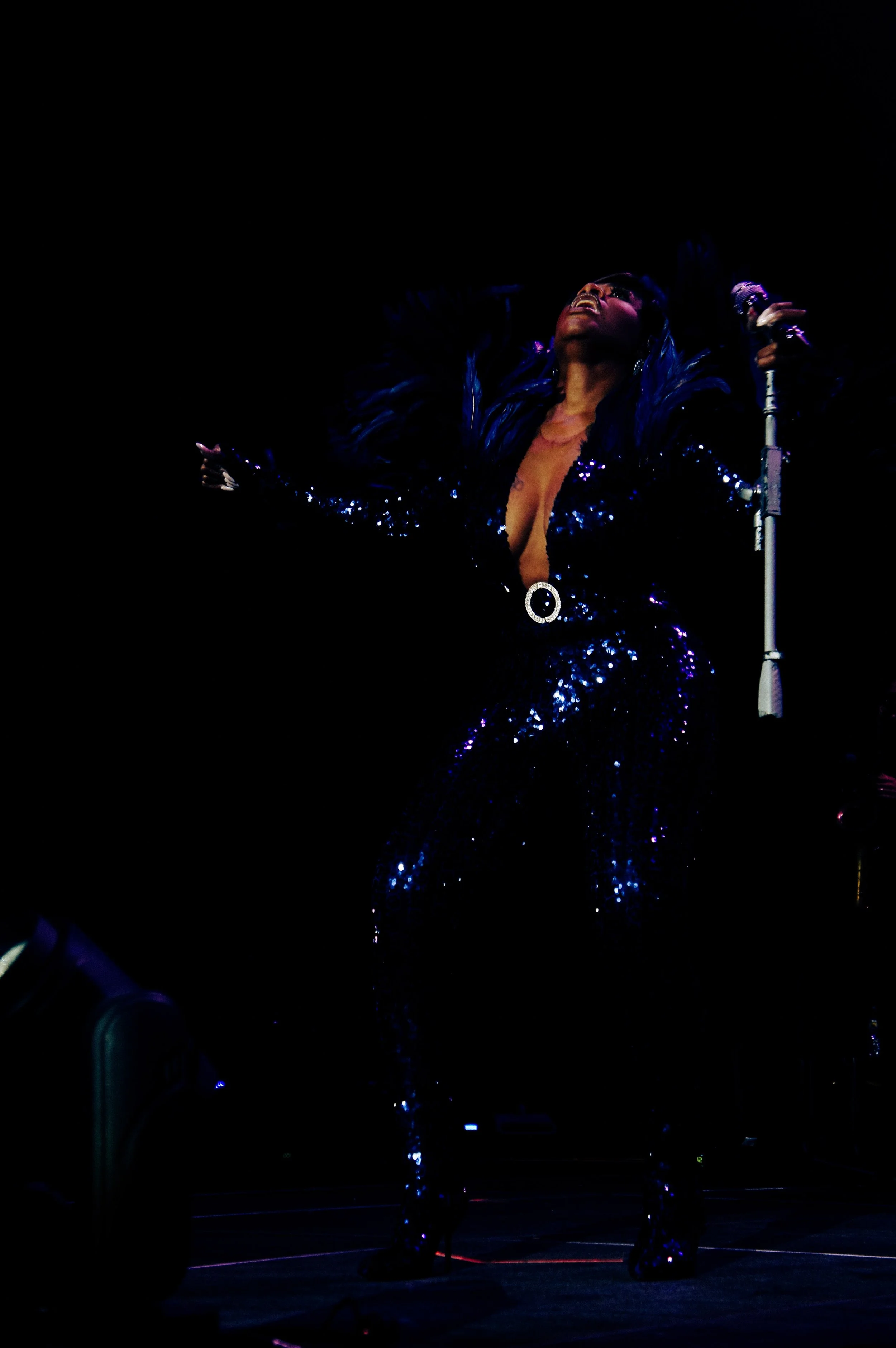 Fantasia performing at CFG Bank Arena in Baltimore1 (photo by Bridget Arnwine)