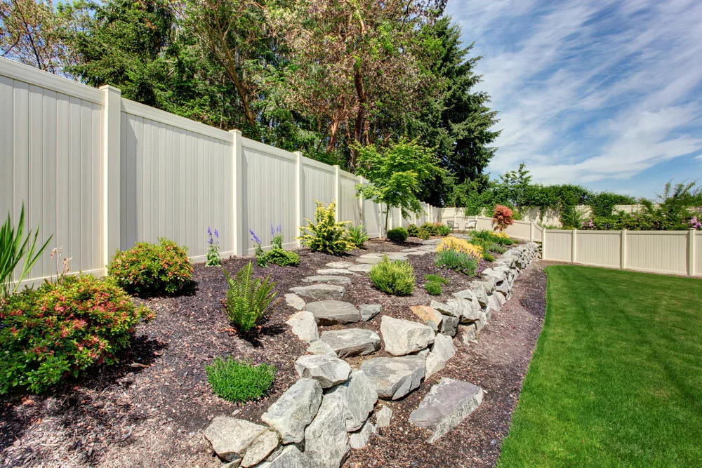 Edmonton Fence Builders Knottwood Construction