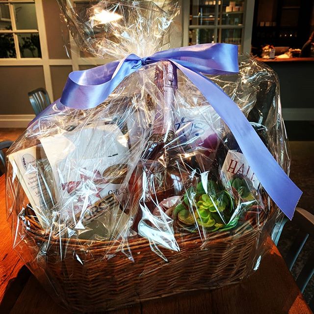 A mother's day treat from the #Jones421 Enter at any of the businesses for your chance to win this Mother's Day basket!
.
 The basket contains: a copy of Lotus the game, 2 lbs of coffee and a source gift card, a gift card to boki, two messages from l
