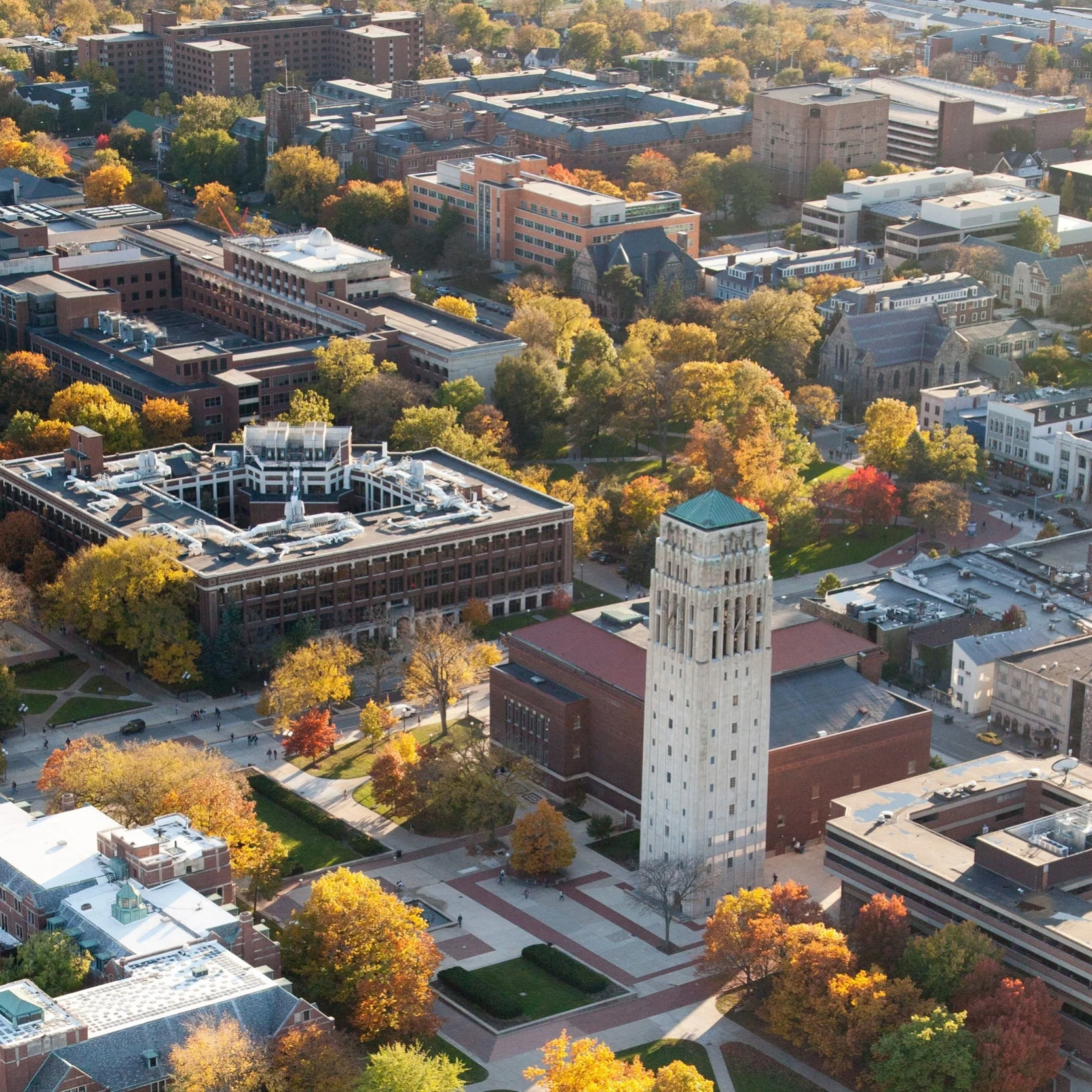 6c_Explore-and-Visit_College-Fairs.jpg