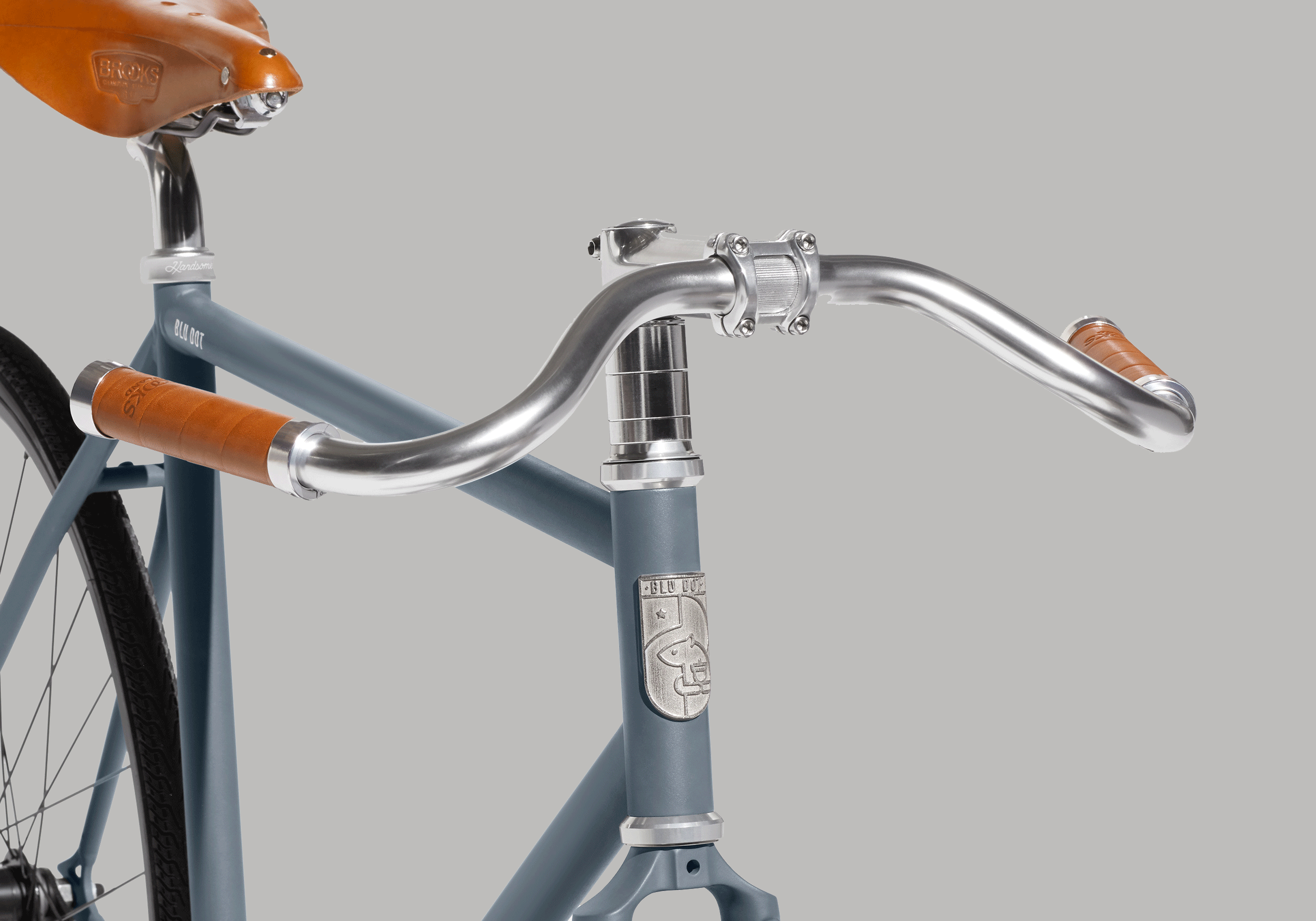 Cat17S_QQ_Bike_3.jpg