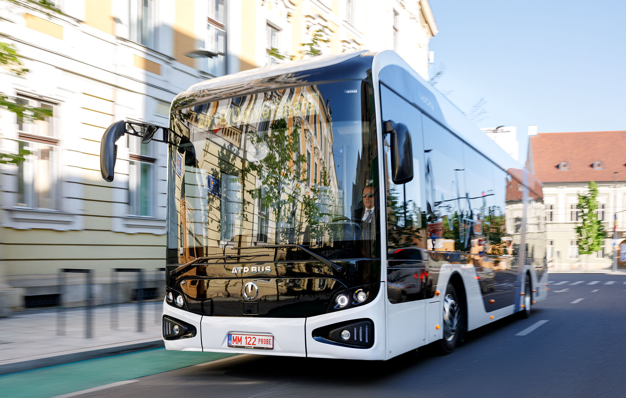 ATPBUS10-WEB.jpg