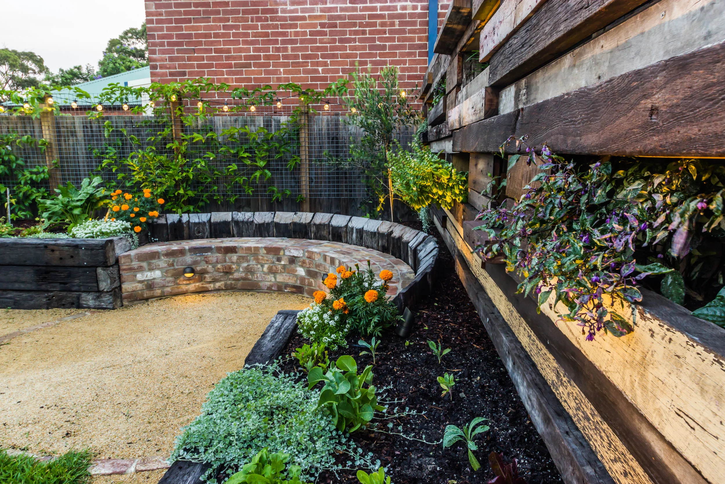39 Parry St Landscaping - 16.jpg