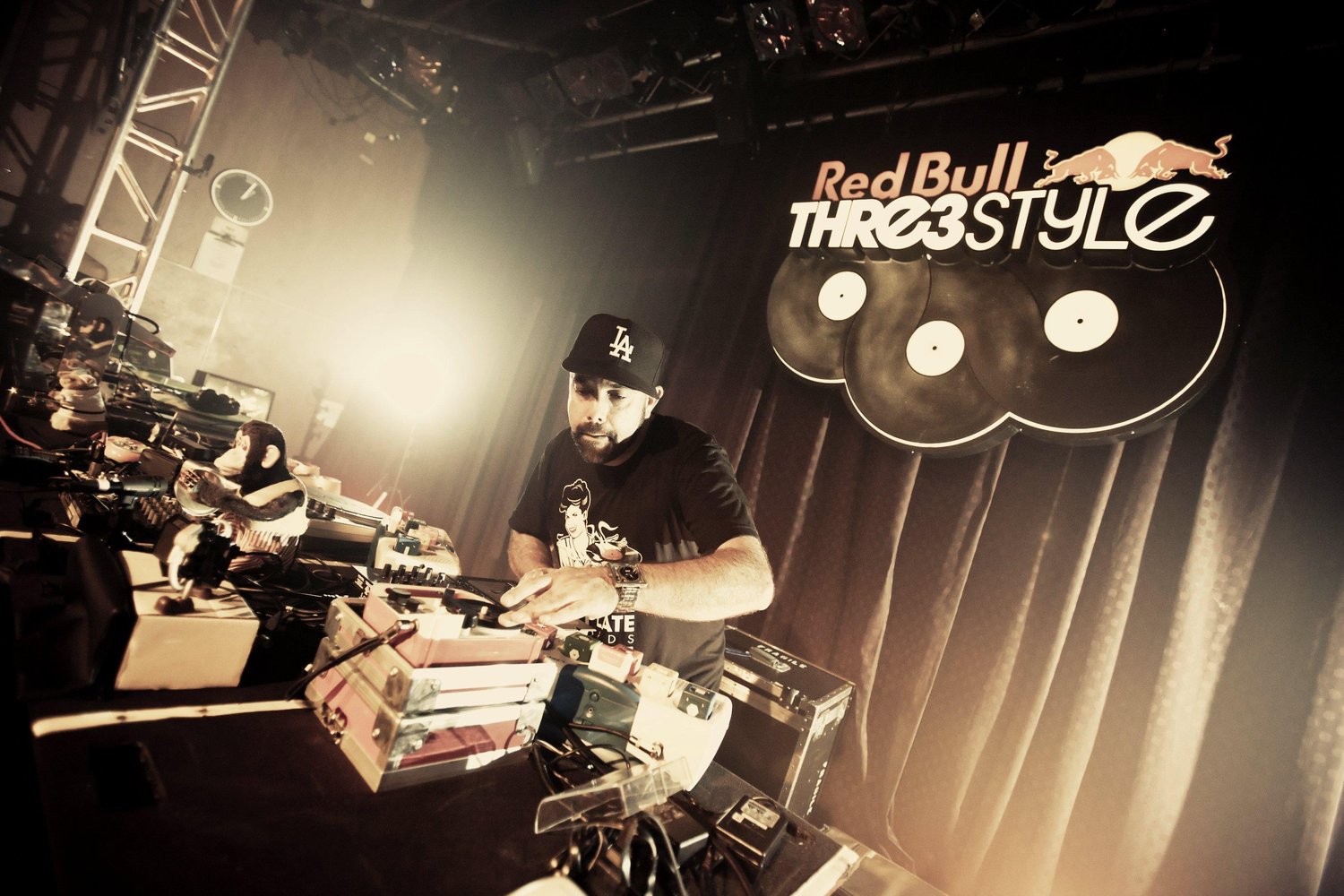 dj-nu-mark-performs-at-red-bull-thre3style-national-finals.jpg