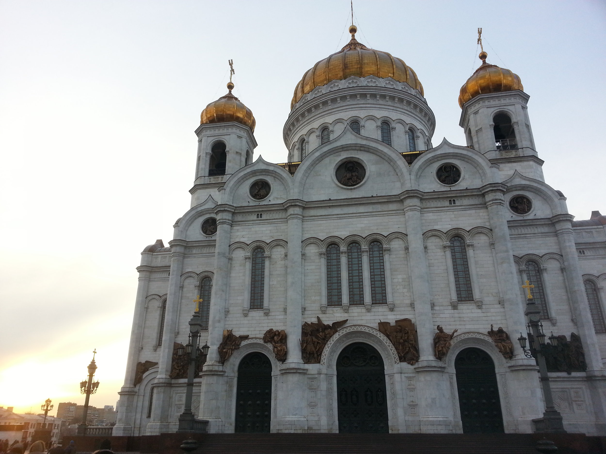 Russia-Moscow-Cathedral-of-Christ-the-Saviour.jpg