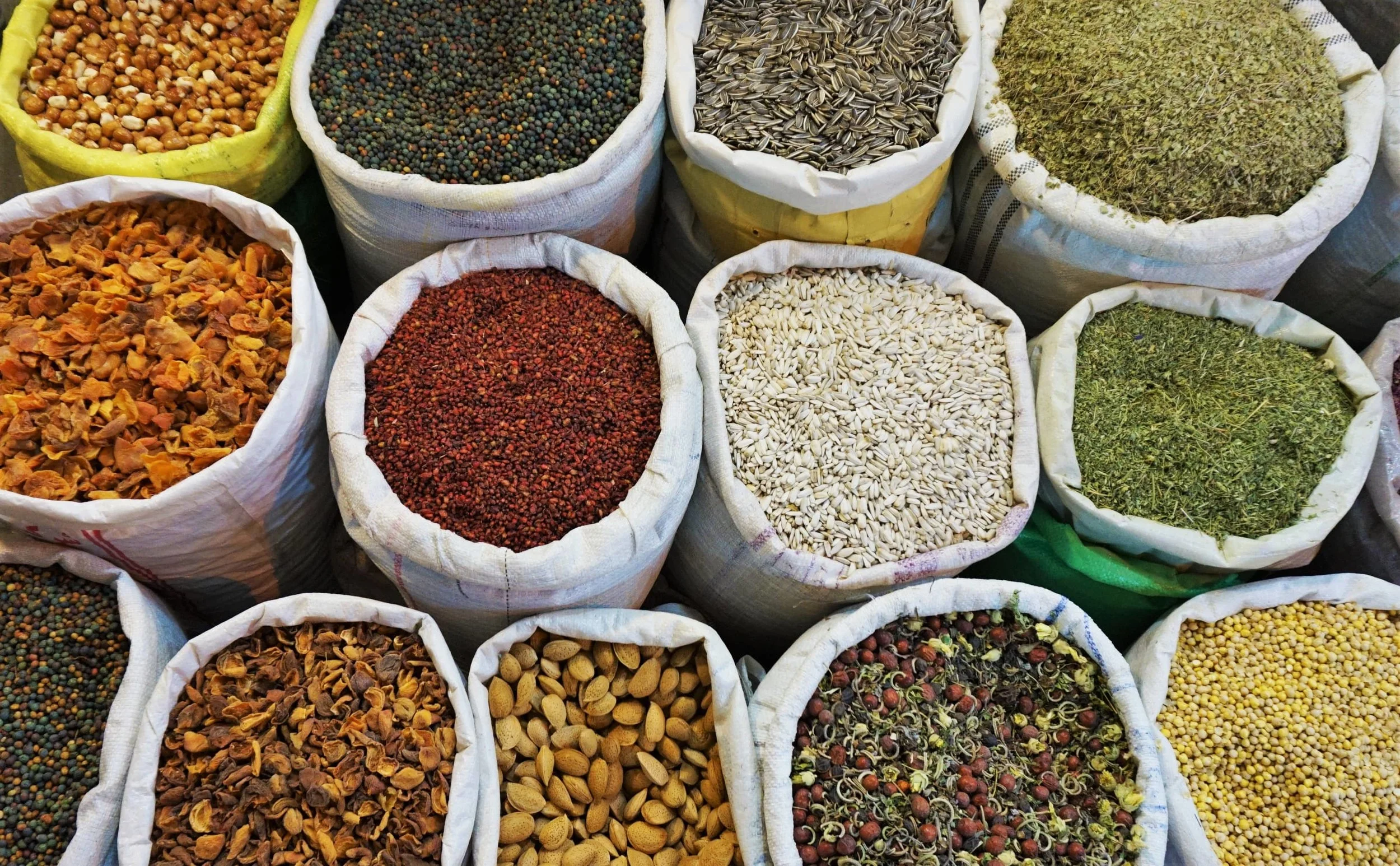bazaar iran tabriz-min.jpg