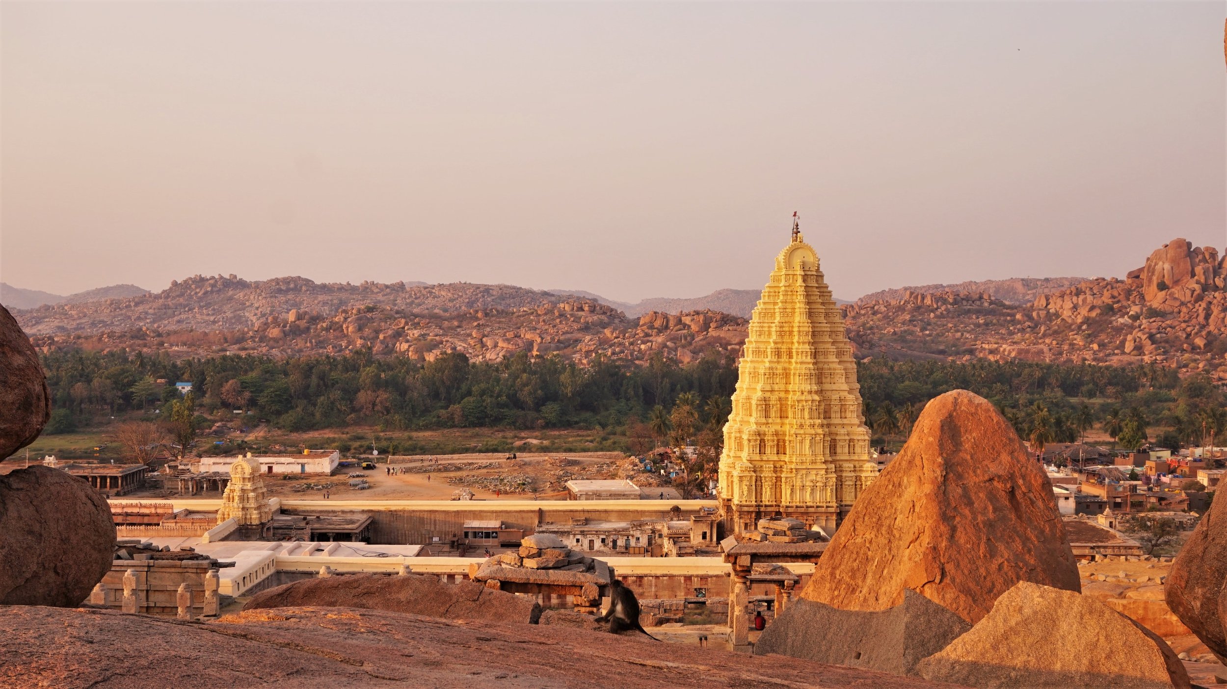 places to visit in hampi at night