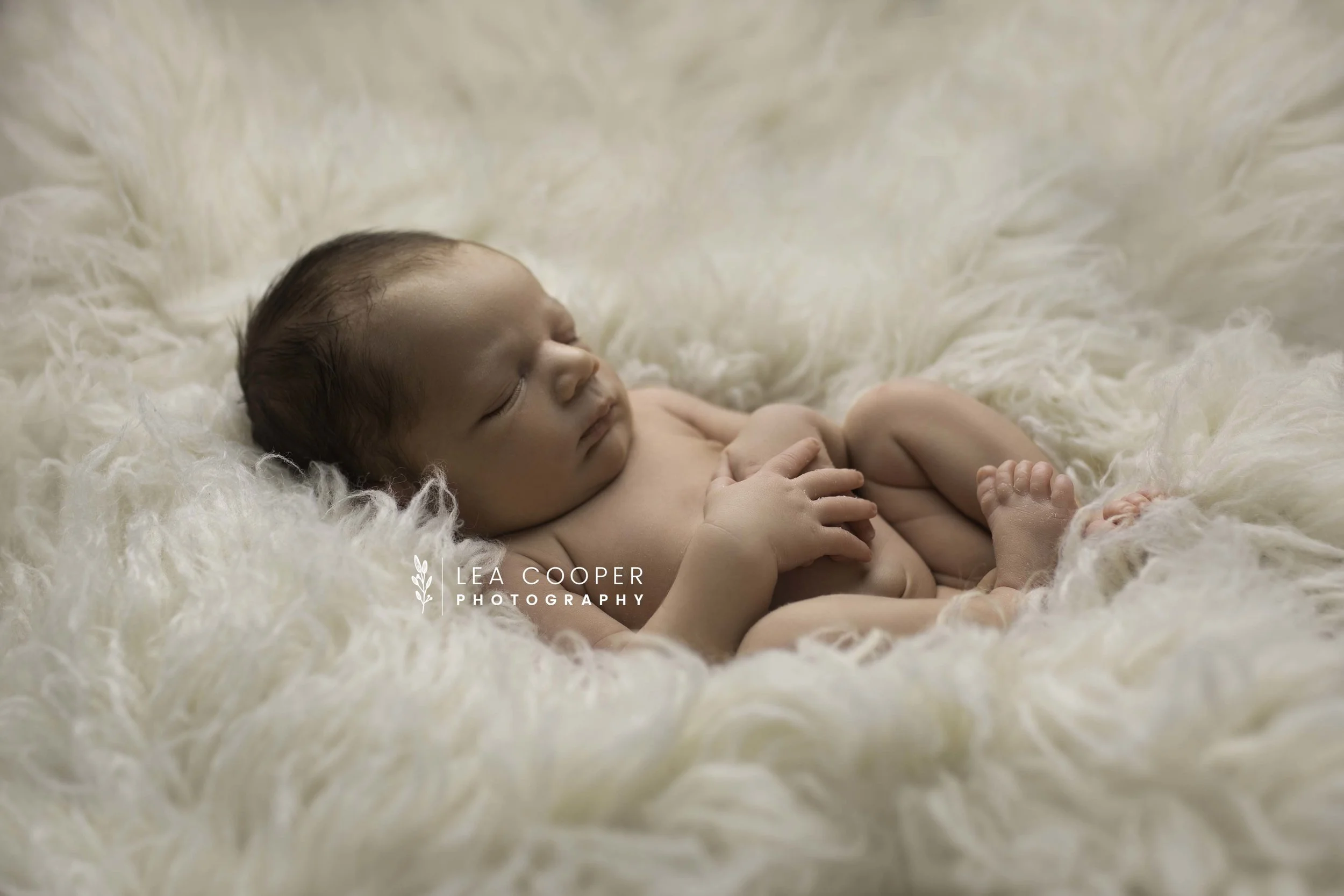 LEA COOPER PHOTOGRAPHY - NEWBORN PHOTOGRAPHY - NEWBORN PHOTOGRAPHY - BABY PHOTOGRAPHER - WILLENHALL - WEDNESBURY - WALSALL - WOLVERHAMPTON - FAMILY PHOTOGRAPHY - NEWBORN SESSION9.jpg