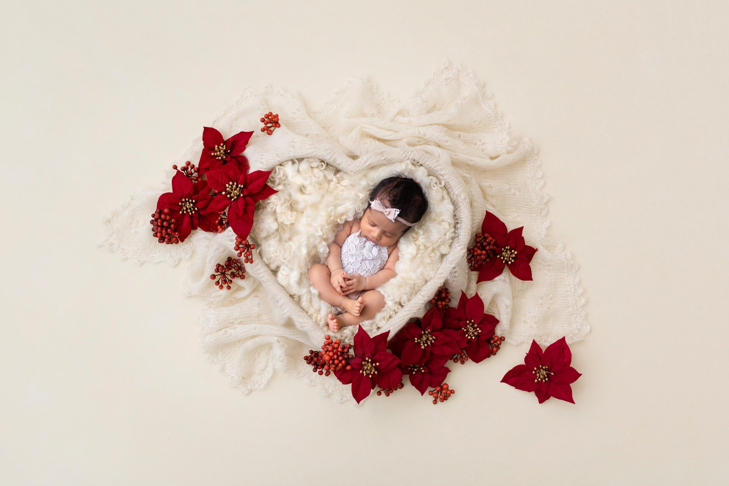 NEWBORN-PHOTOSHOOT-LEA-COOPER-PHOTOGRAPHY-BABY-PHOTOGRAPHY.jpg