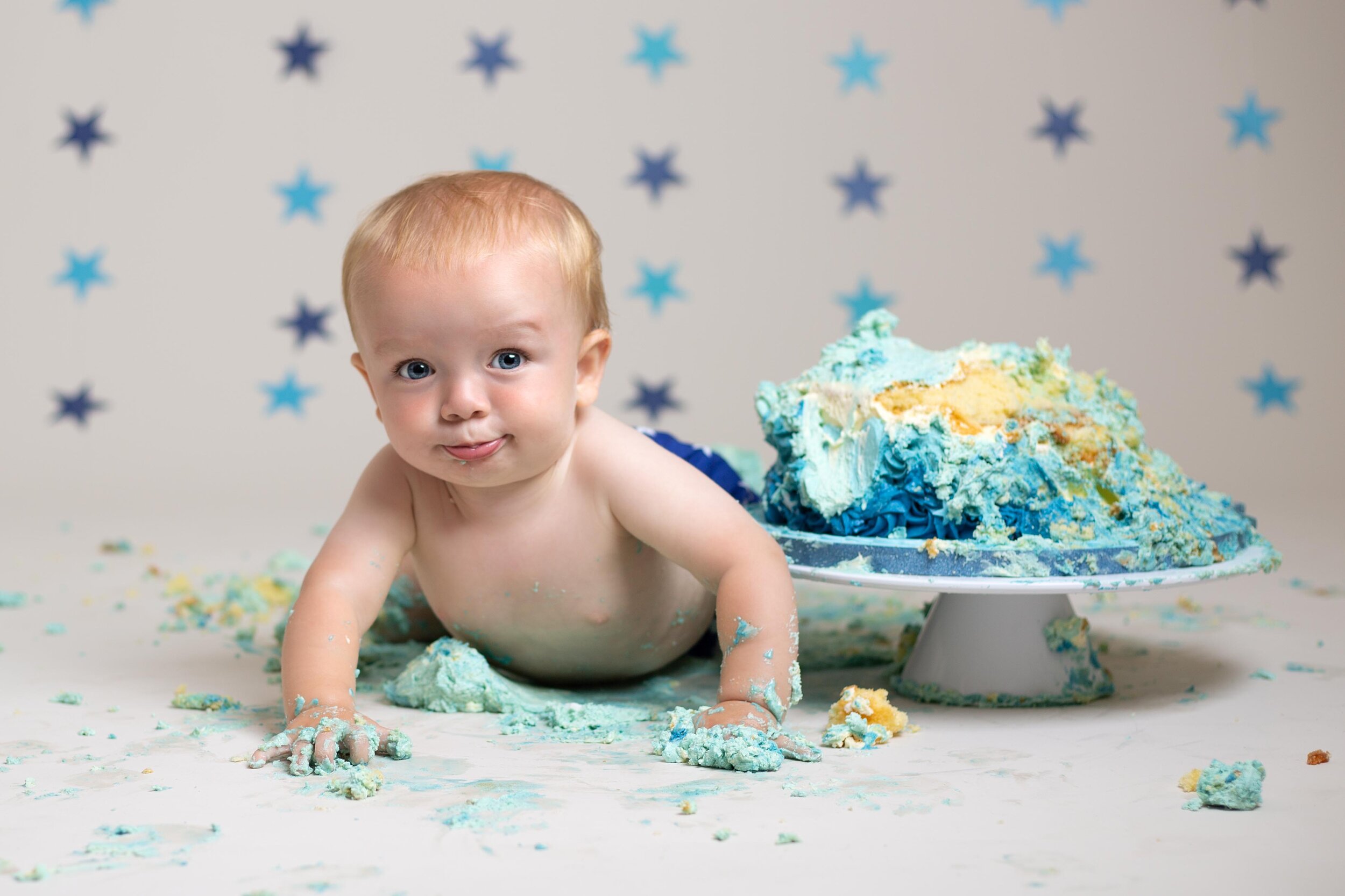 1st-birthday-CAKE-SMASH-LEA-COOPER-PHOTOGRAPHY-.jpg