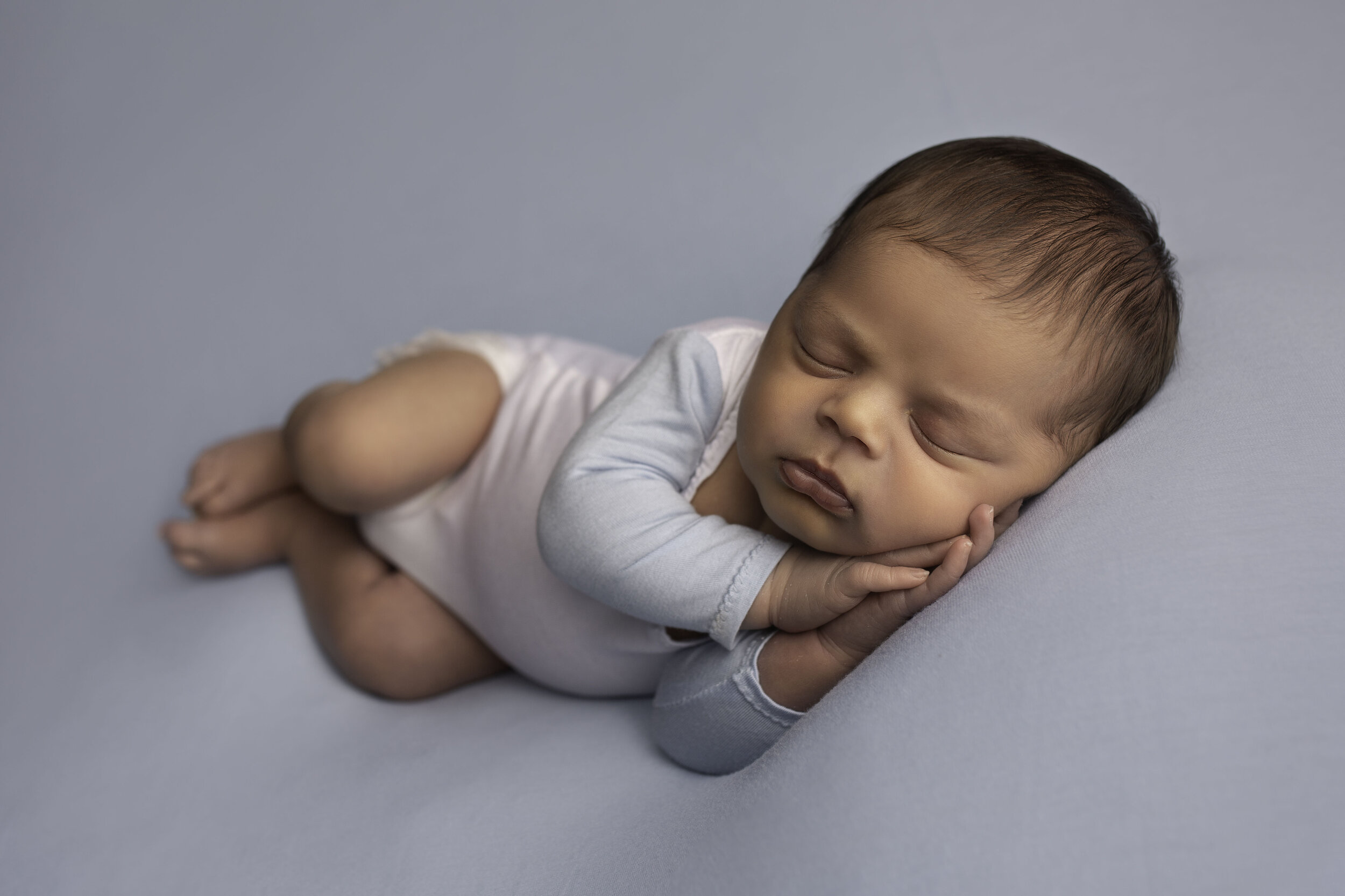 LUTHER-NEWBORN-BABY-PHOTOSHOOT-LEA-COOPER-PHOTOGRAPHY-WOLVERHAMPTON-WILLENHALL-9.jpg