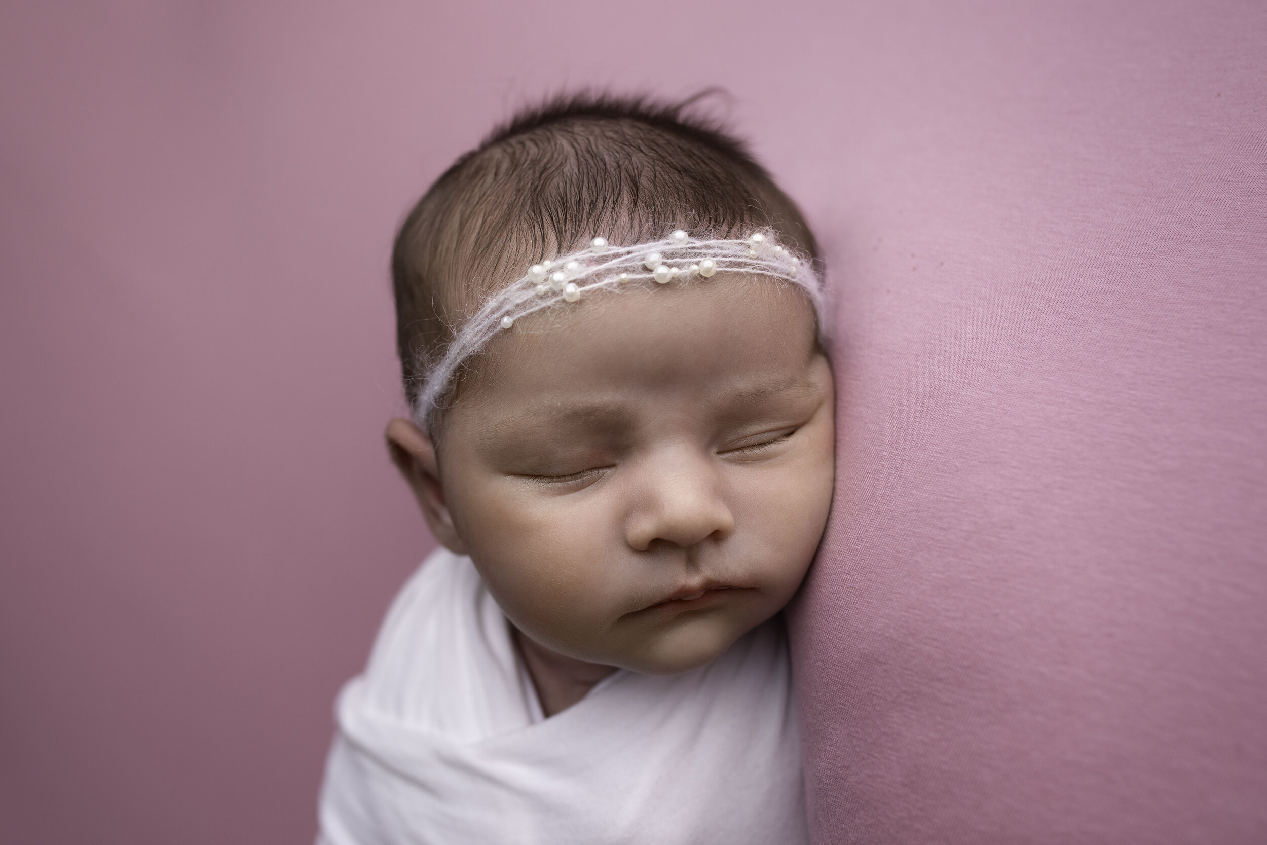 MILLIE-NEWBORN-PHOTOGRAPHY-WILLENHALL-CHILDRENS-PHOTOGRAPHER-WOLVERHAMPTON-LEA-COOPER-PHOTOGRAPHY-BABY-PHOTOSHOOT-116.jpg