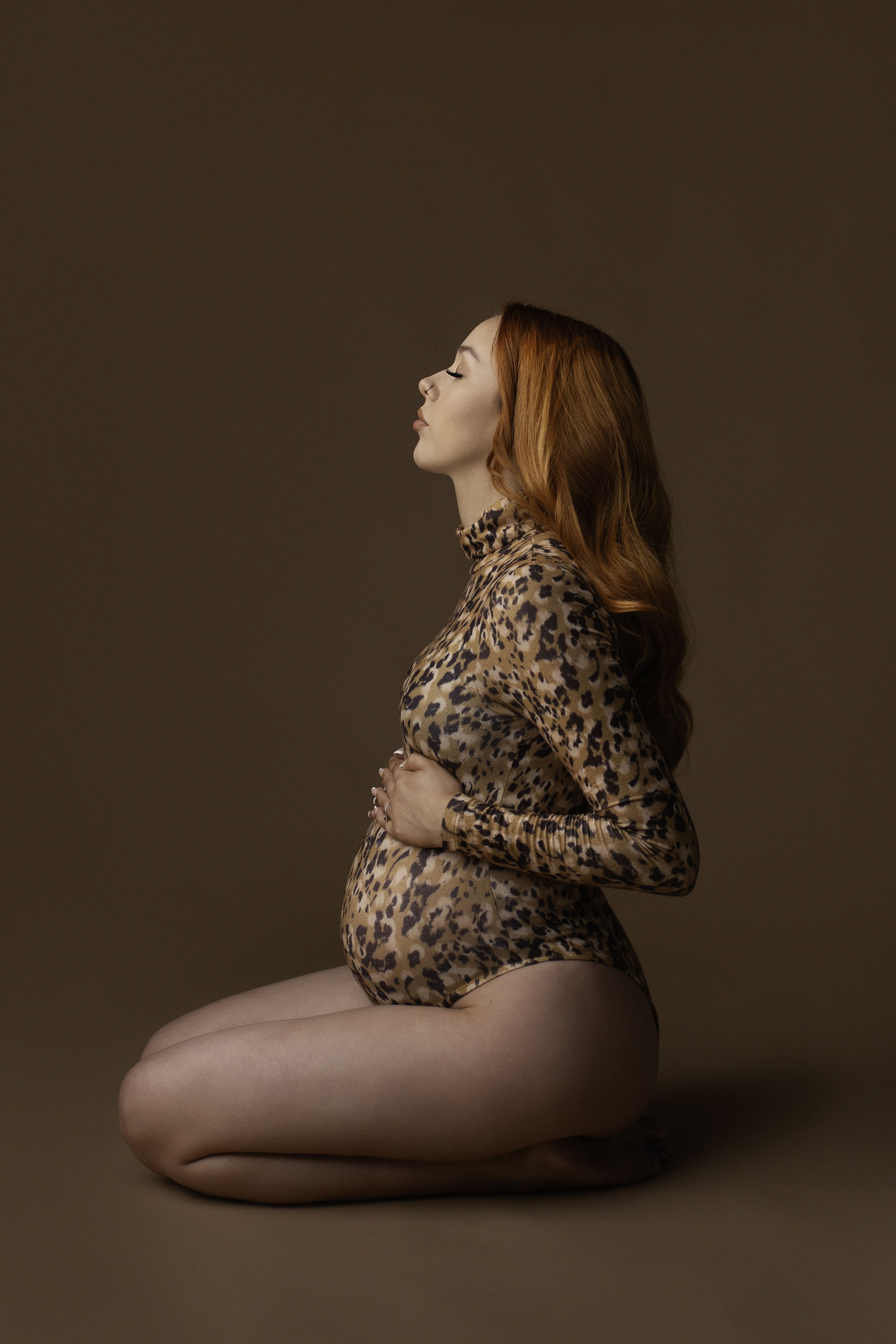 LEAH-MATERNITY-PHOTOGRAPHER-WILLENHALL-PREGNANCY-PHOTOSHOOT-WOLVERHAMPTON-PREGNANCY-PHOTOSHOOT-BIRMINGHAM-UK6.jpg