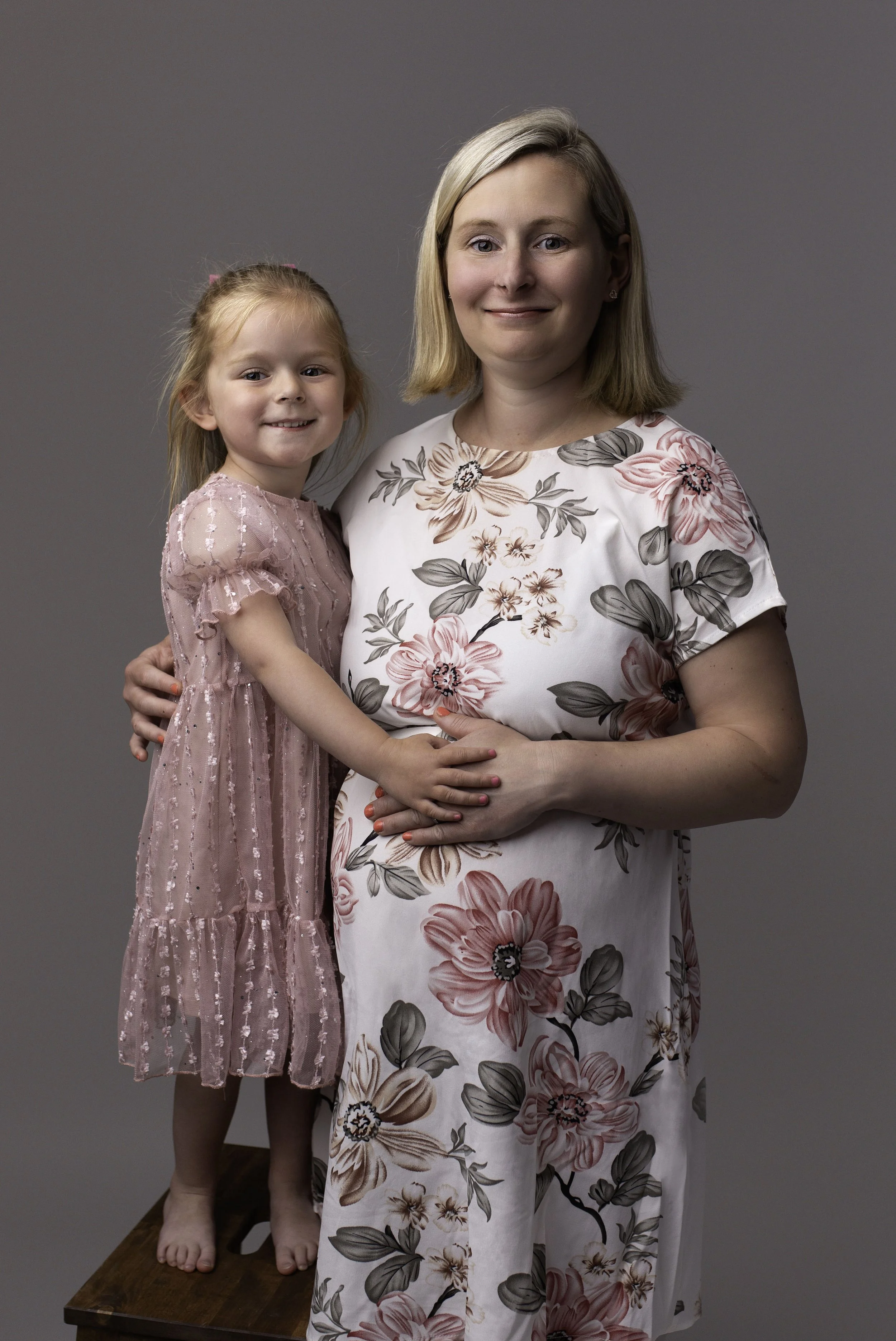 Faye | Maternity Photoshoot Wolverhampton | Pregnancy Photographer Birmingham | Lea Cooper Photography | Willenhall | West Midlands | UK
