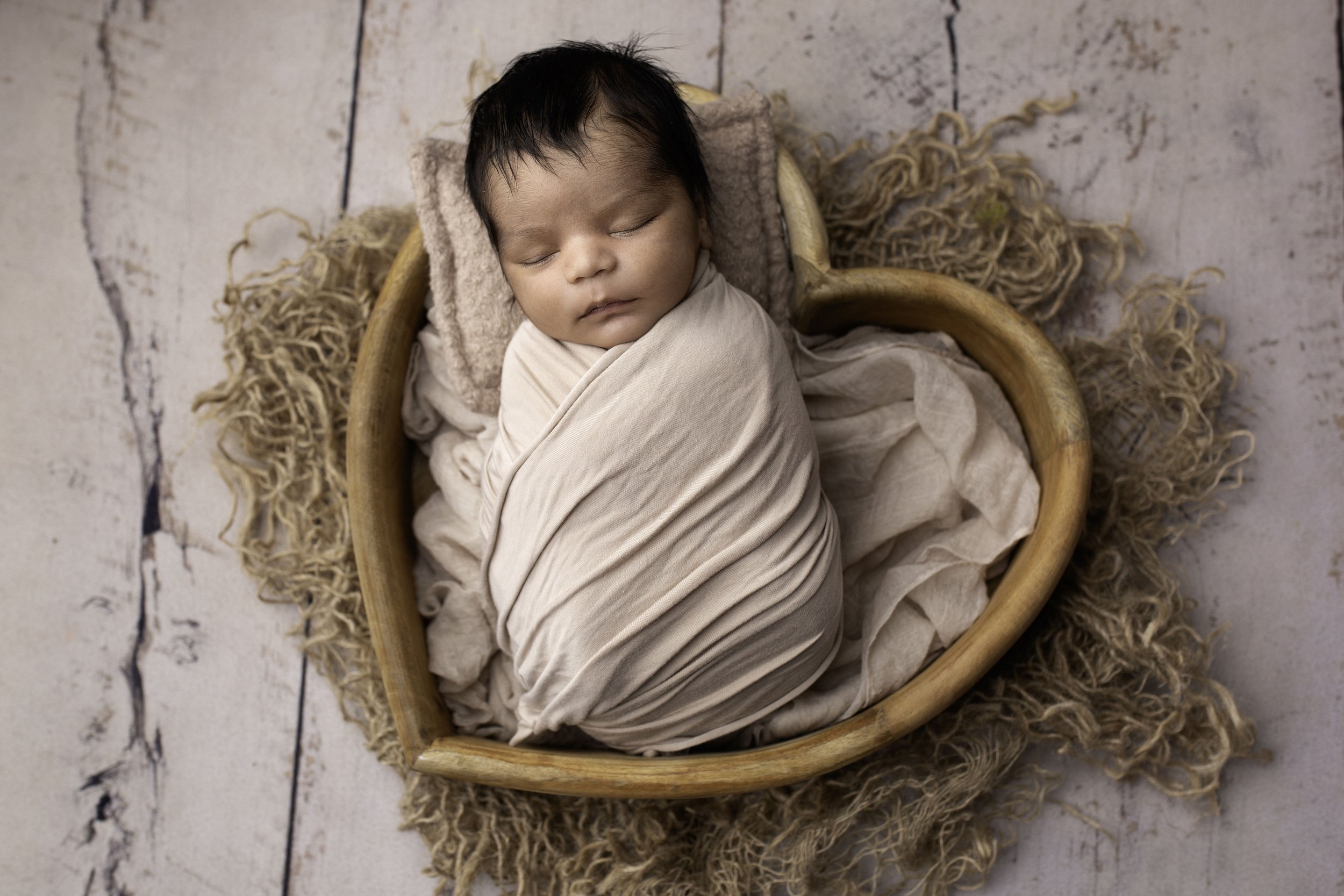 newborn-photoshoot-birmingham-lea-cooper-photography-baby-photographer-willenhall-newborn-photoshoot-wolverhampton-uk17.jpg