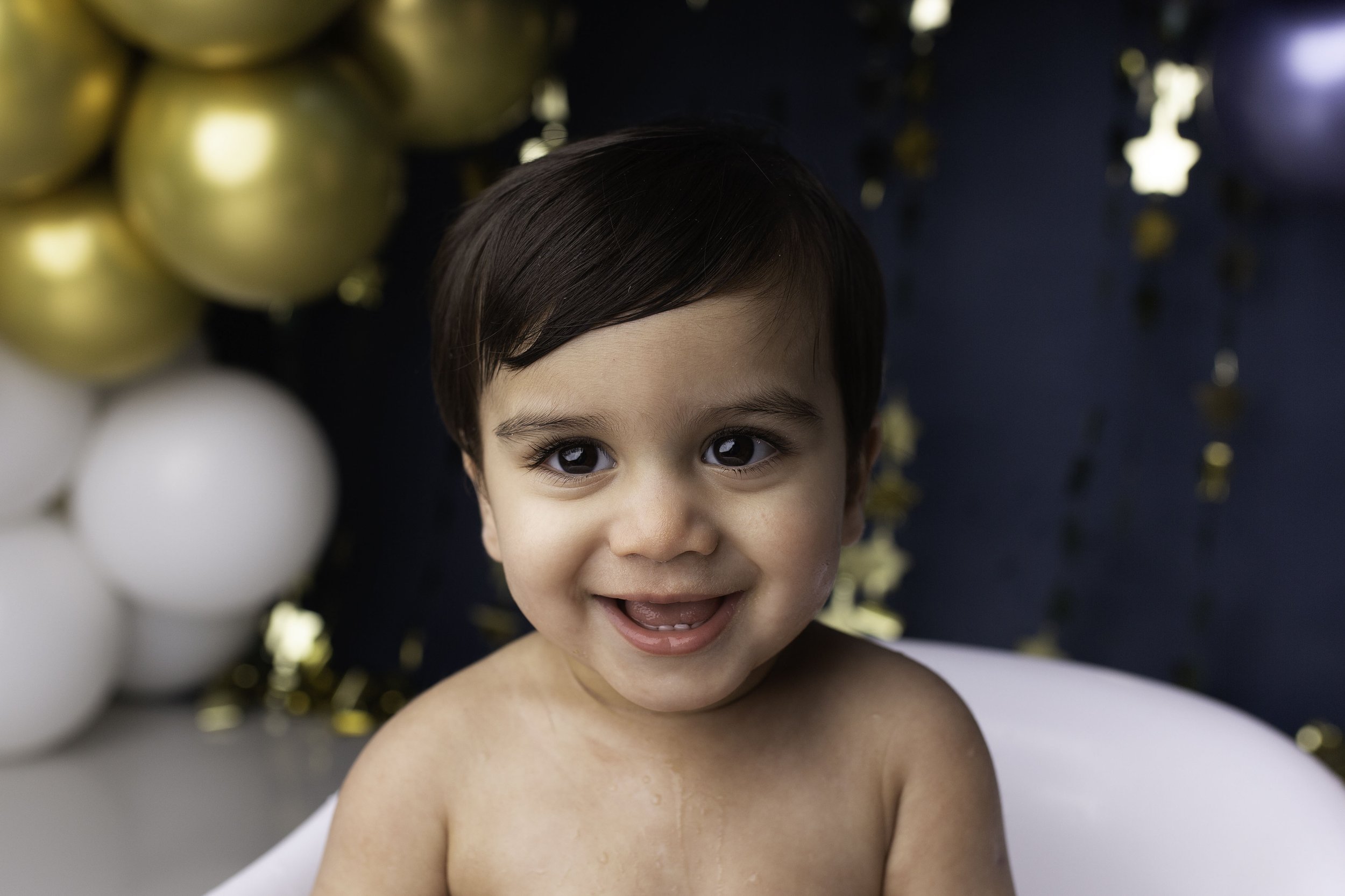 1st birthday photography Wolverhampton, 1st birthday photography Birmingham,1st birthday photography cannock, 1st birthday photography willenhall, 1st birthday photography Dudley, 1st birthday photography telford, 1st birthday photography near me