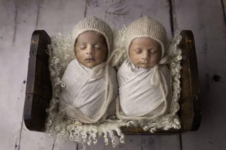 newborn baby portrait session Willenhall affordable newborn photography West Midlands twins