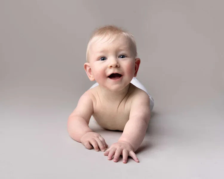 childrens photographer wolverhampton - childrens photoshoot birmingham - childrens photoshoot willenhall